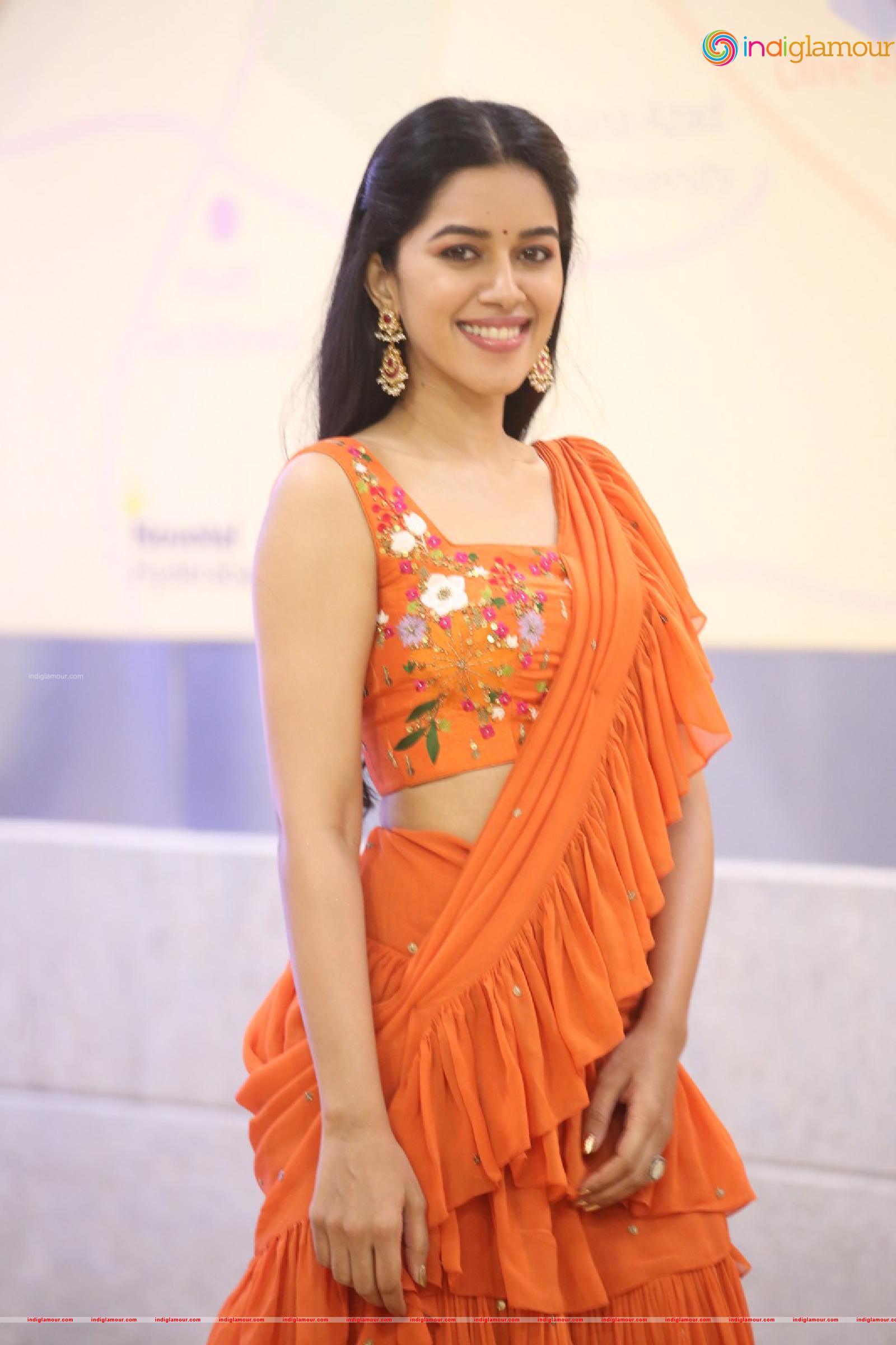 Mirnalini Ravi Actress hd photo