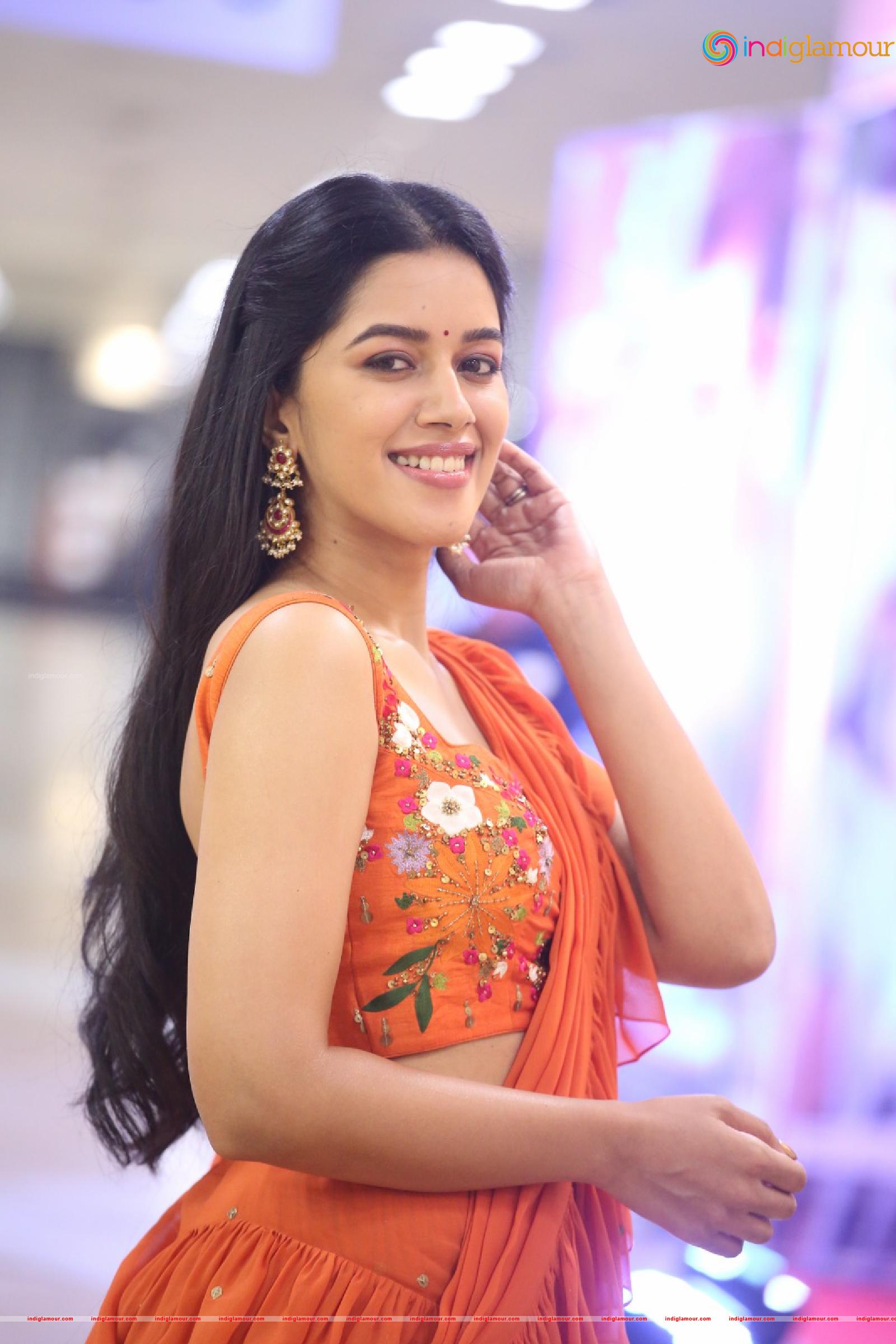 Mirnalini Ravi Actress hd photo