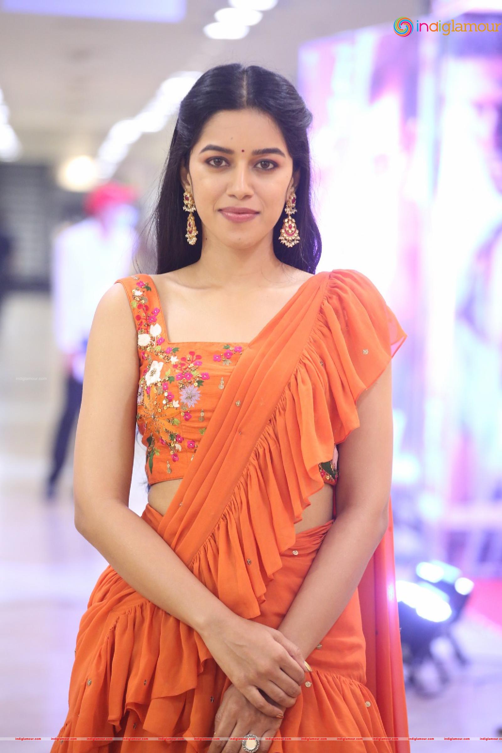 Mirnalini Ravi Actress hd photo