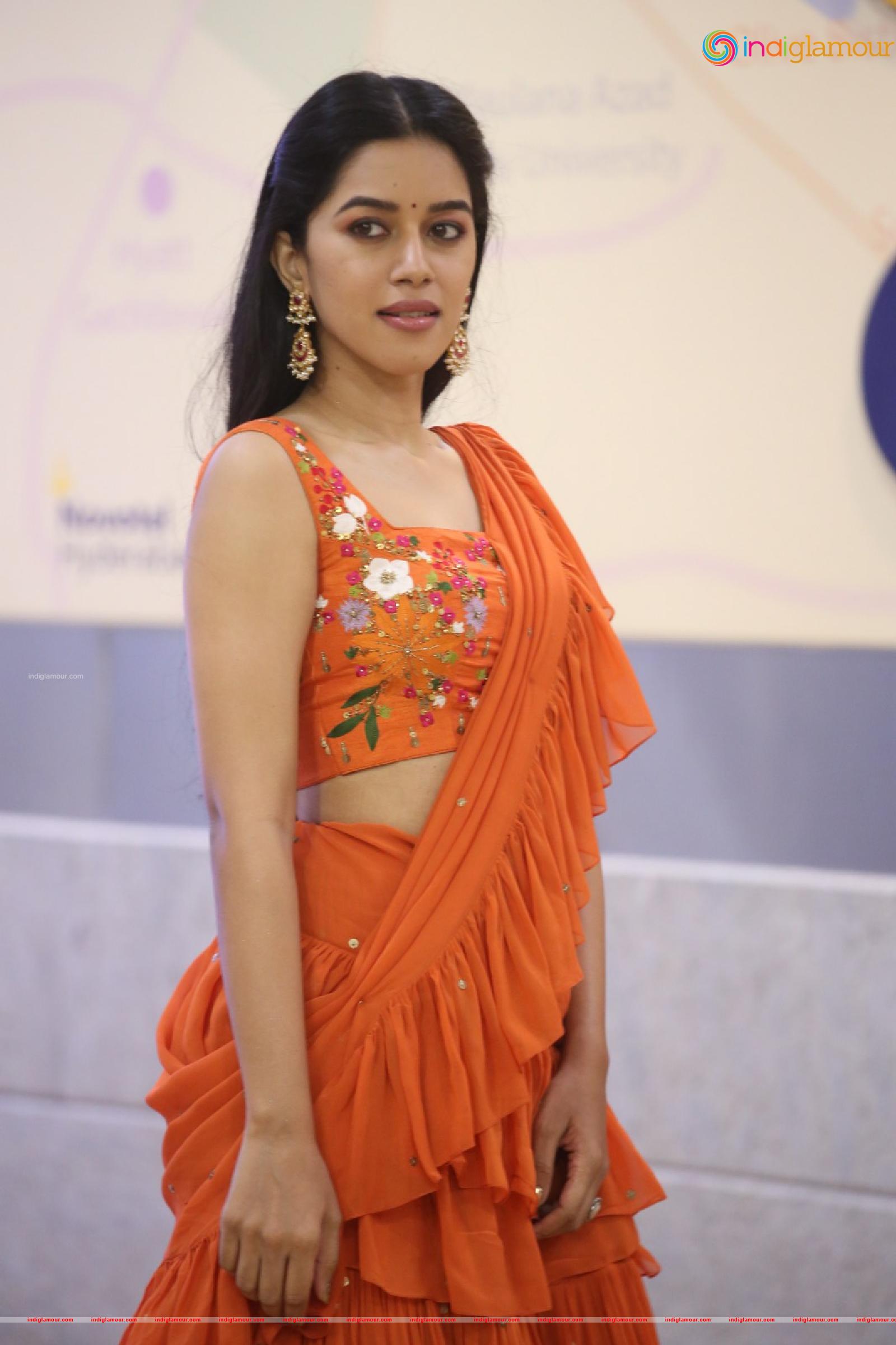 Mirnalini Ravi Actress hd photo