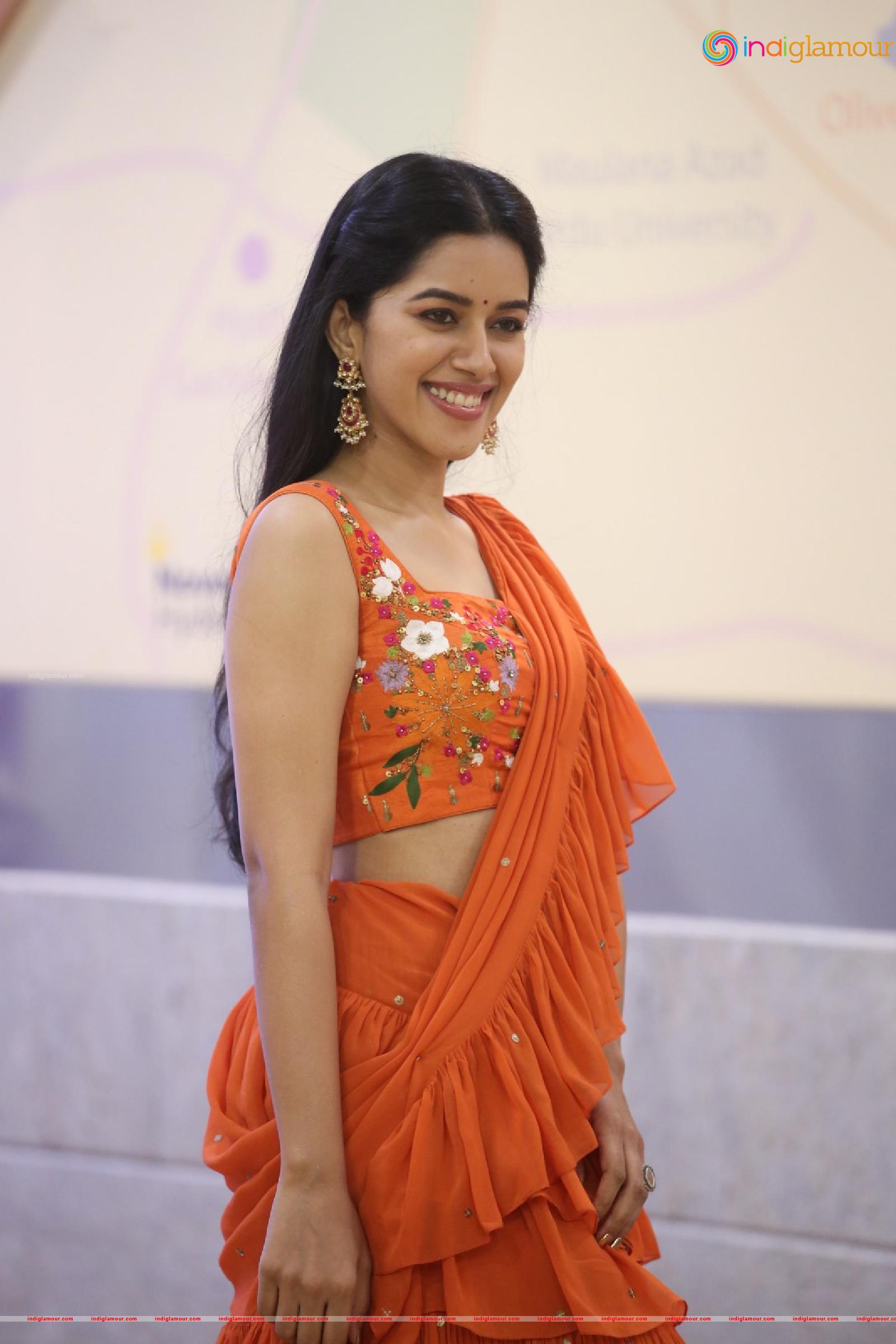 Mirnalini Ravi Actress hd photo