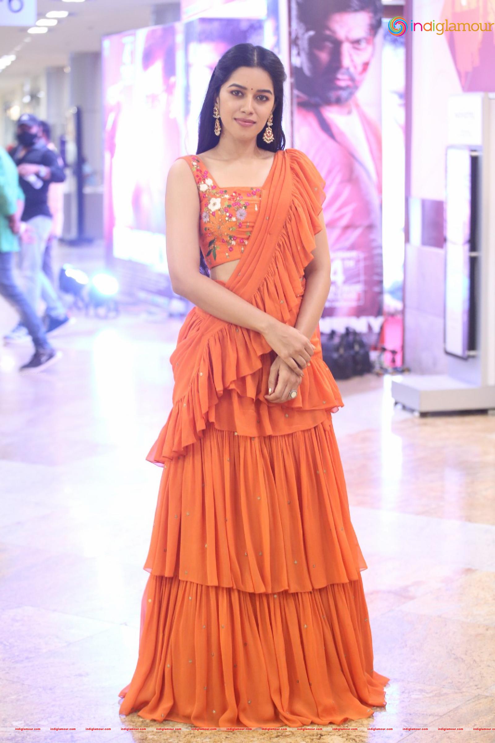 Mirnalini Ravi Actress hd photo
