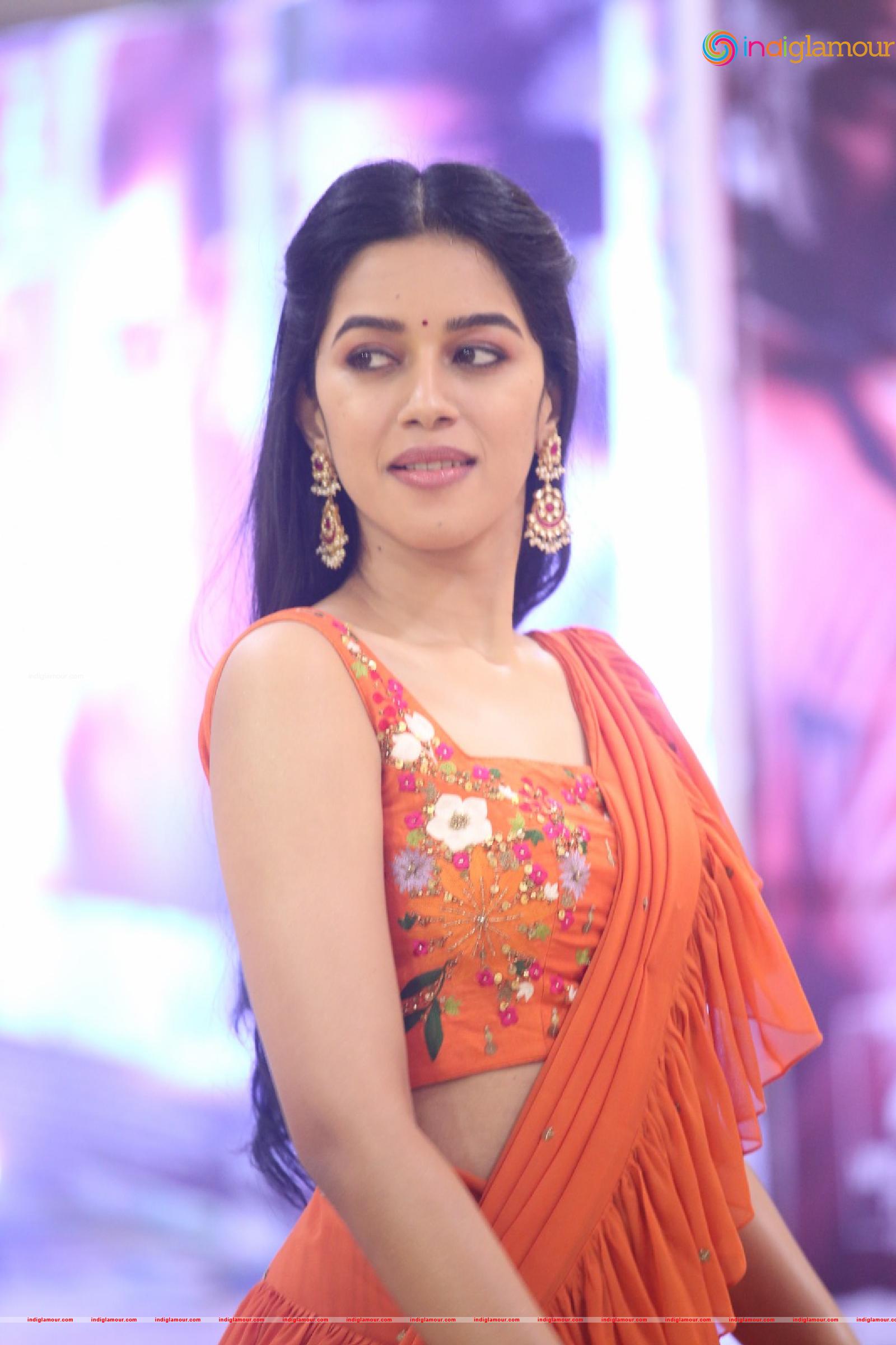 Mirnalini Ravi Actress hd photo
