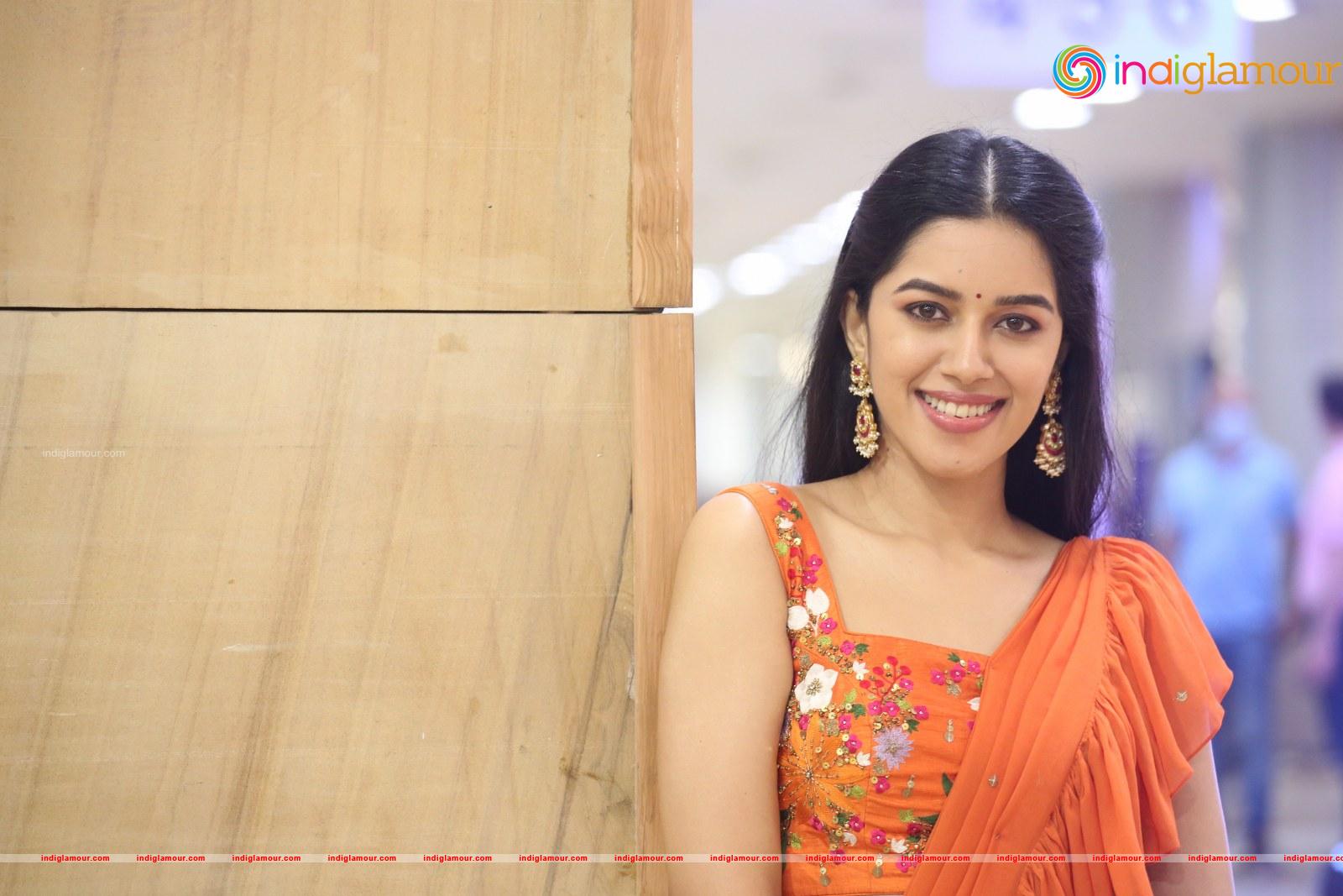Mirnalini Ravi Actress hd photo