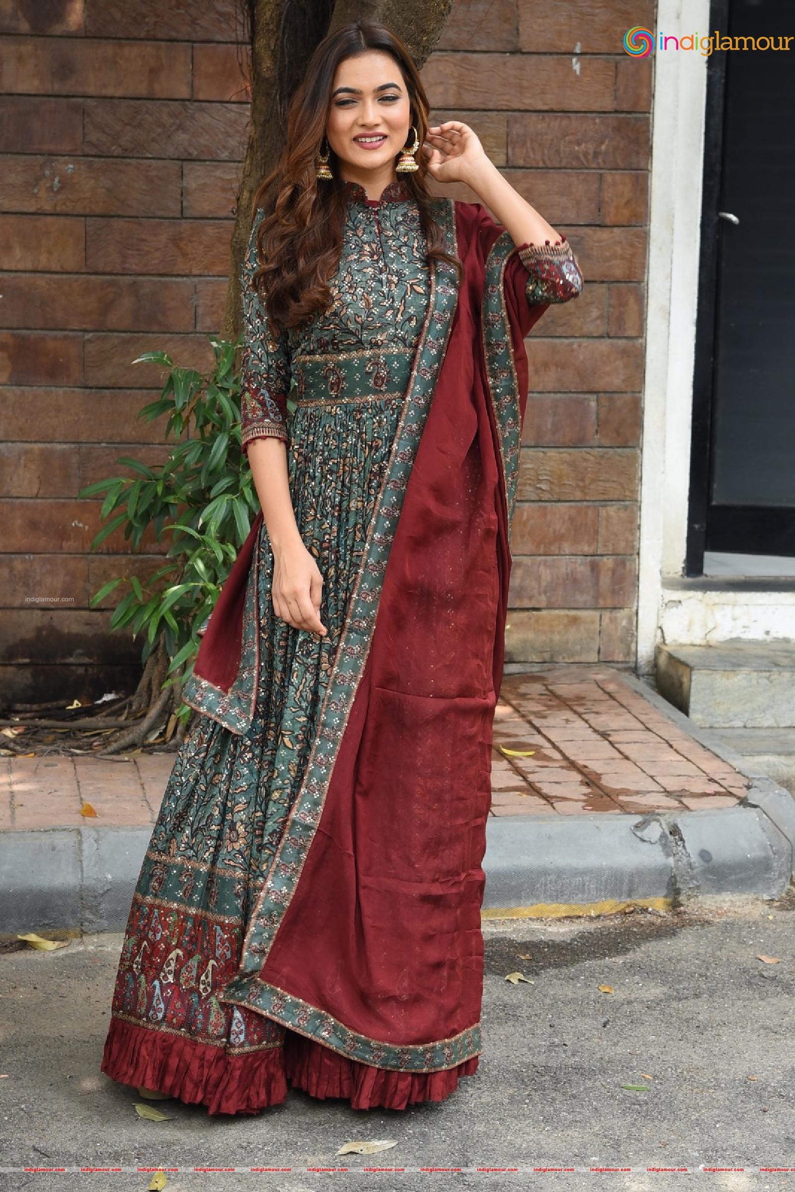 Reva Actress hd photo
