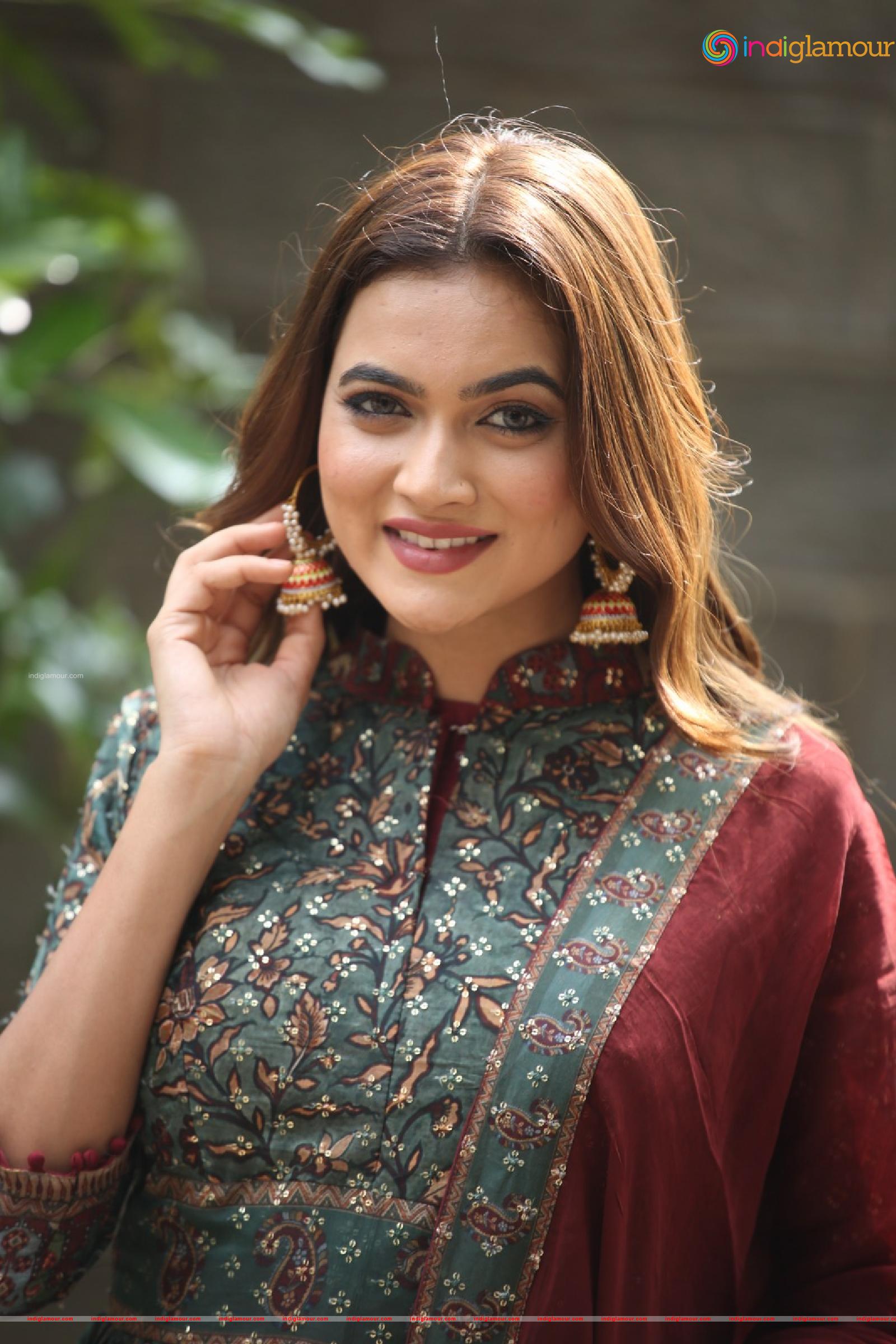 Reva Actress hd photo
