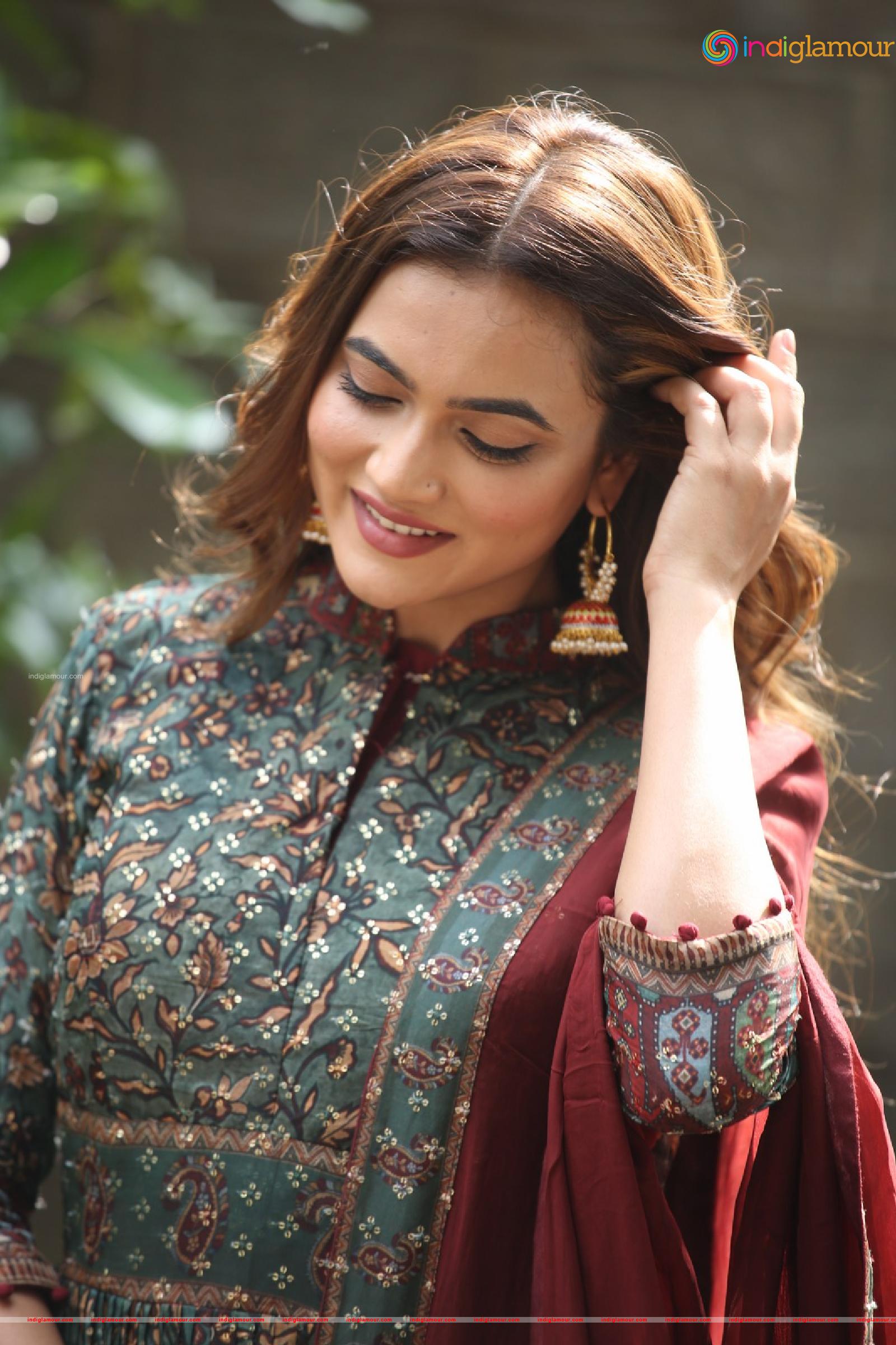 Reva Actress hd photo