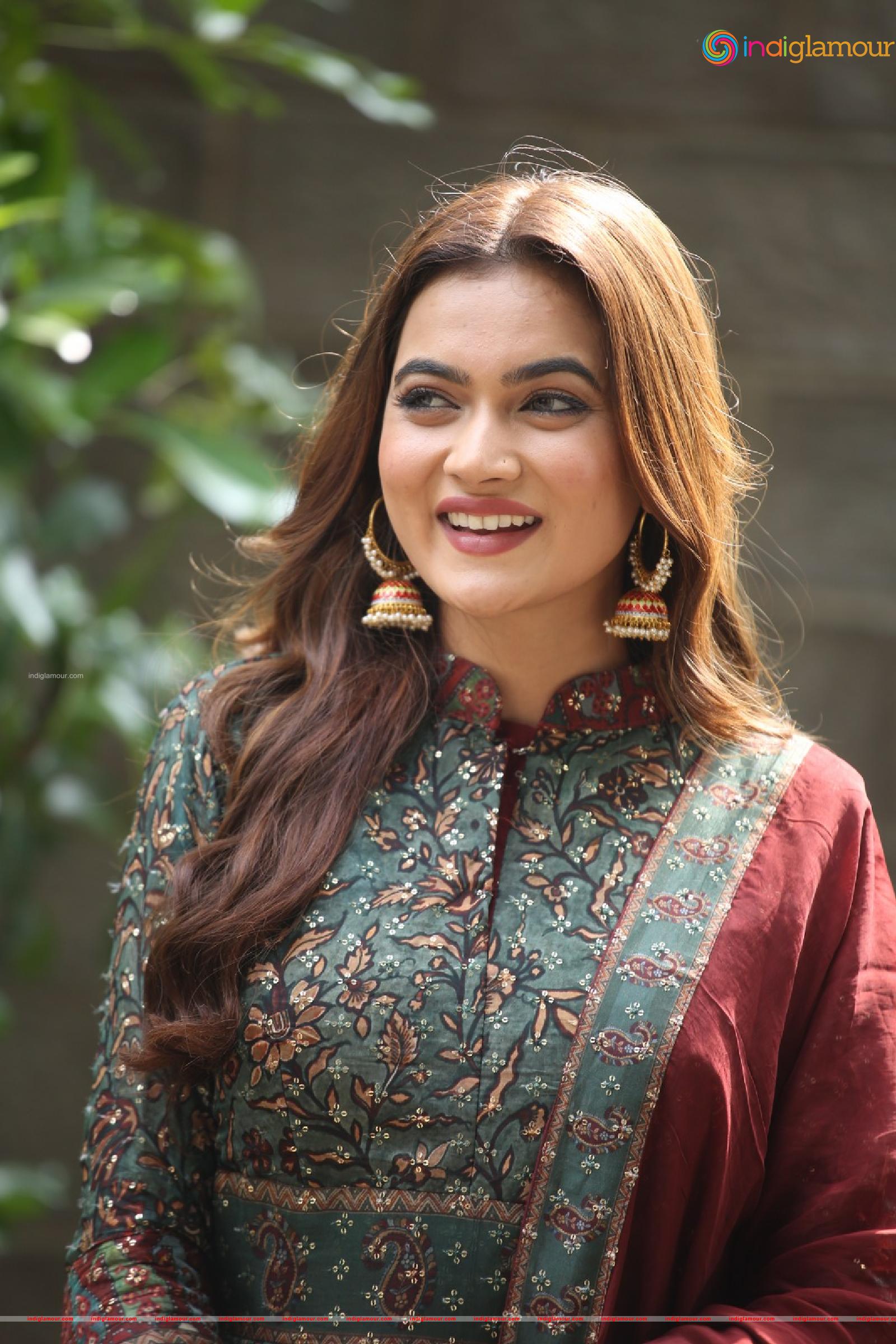 Reva Actress hd photo