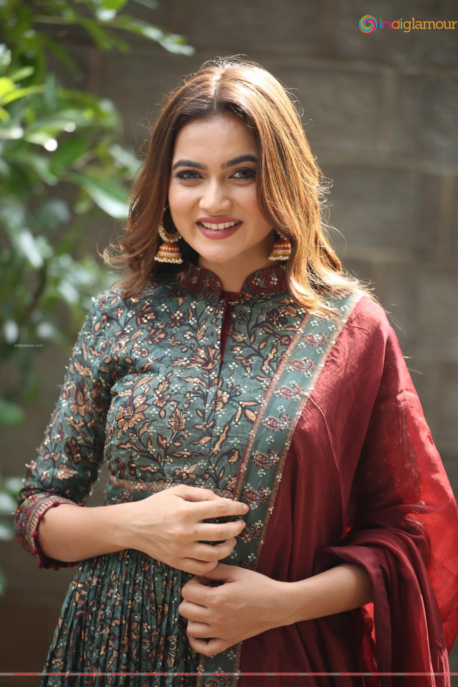 Reva Actress hd photo