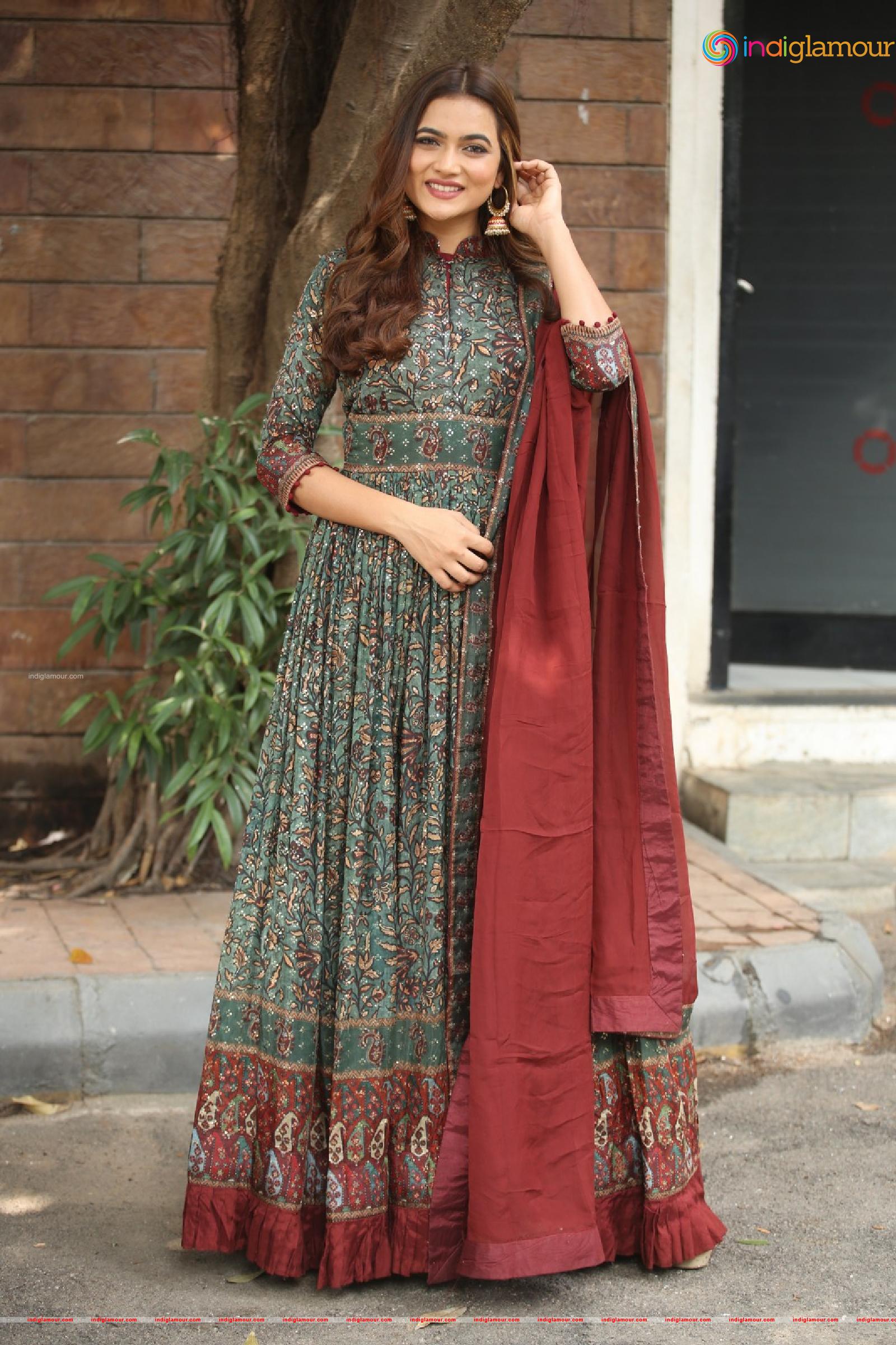 Reva Actress hd photo
