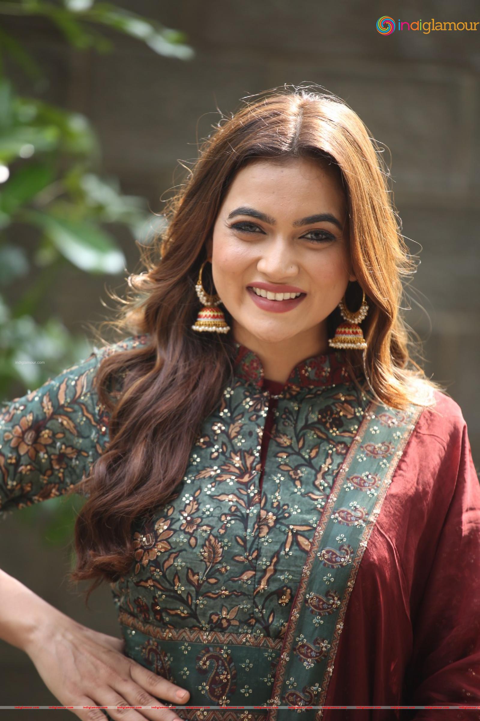 Reva Actress hd photo