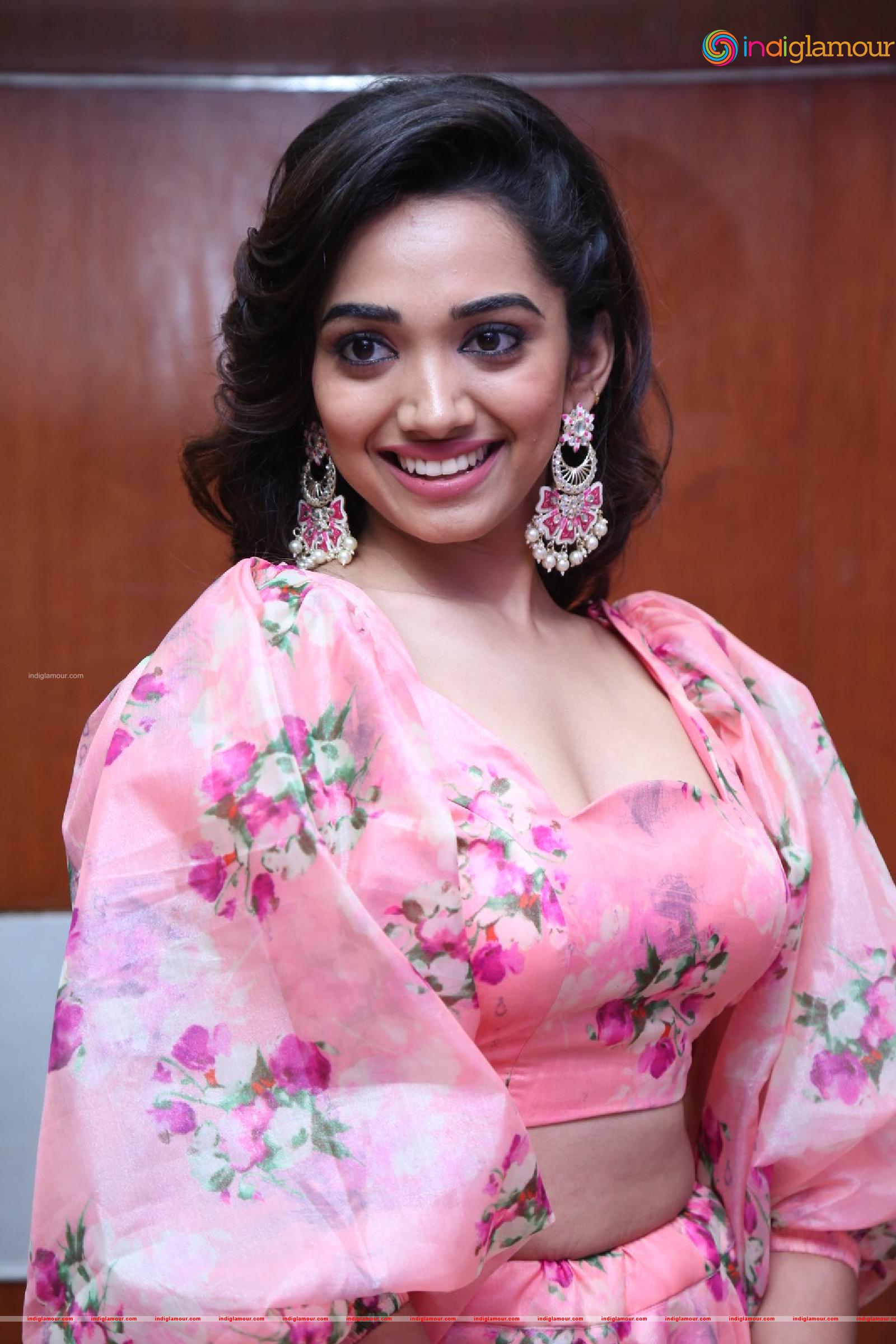 Saanve Megghana Actress hd photo