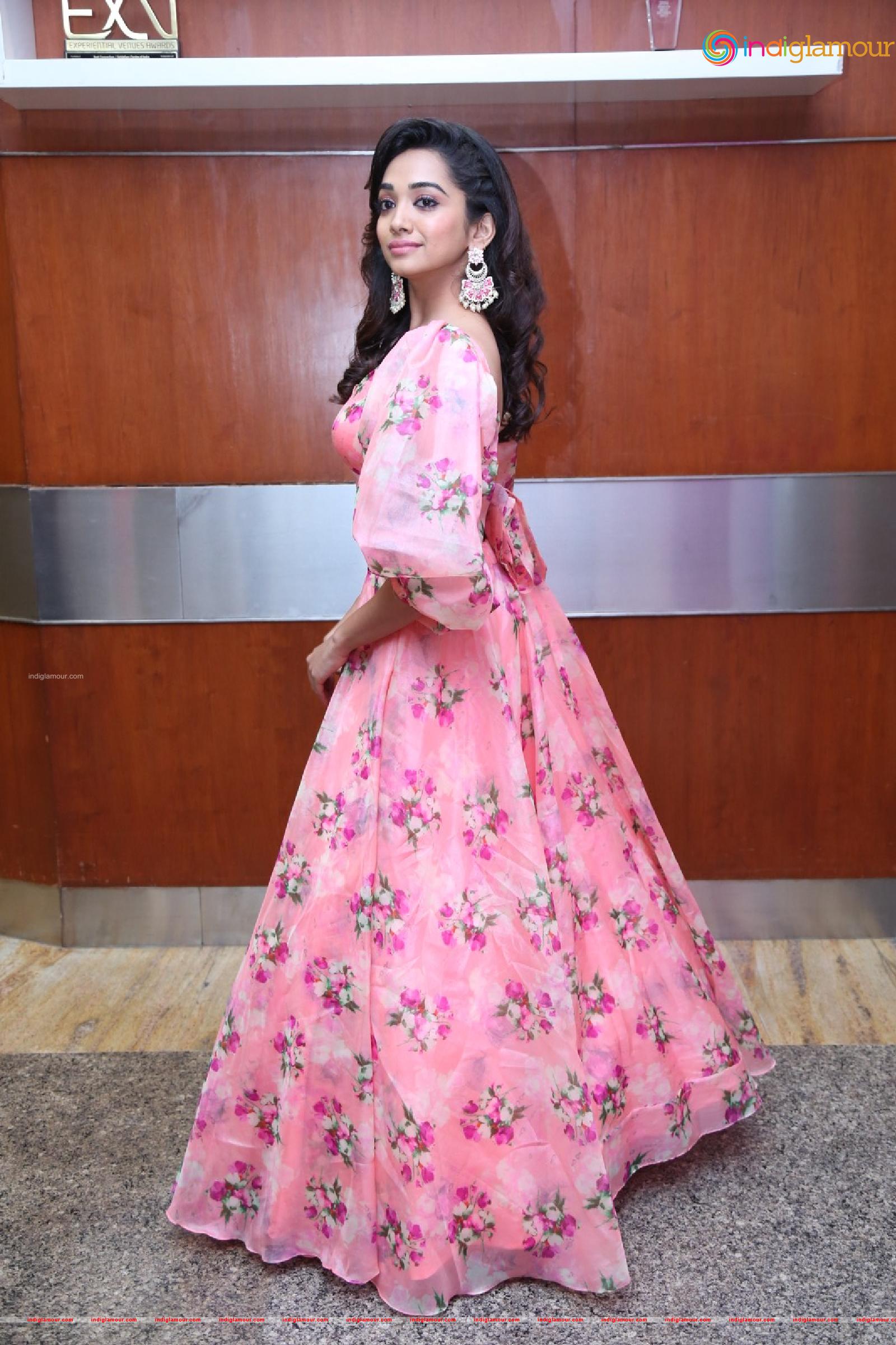 Saanve Megghana Actress hd photo