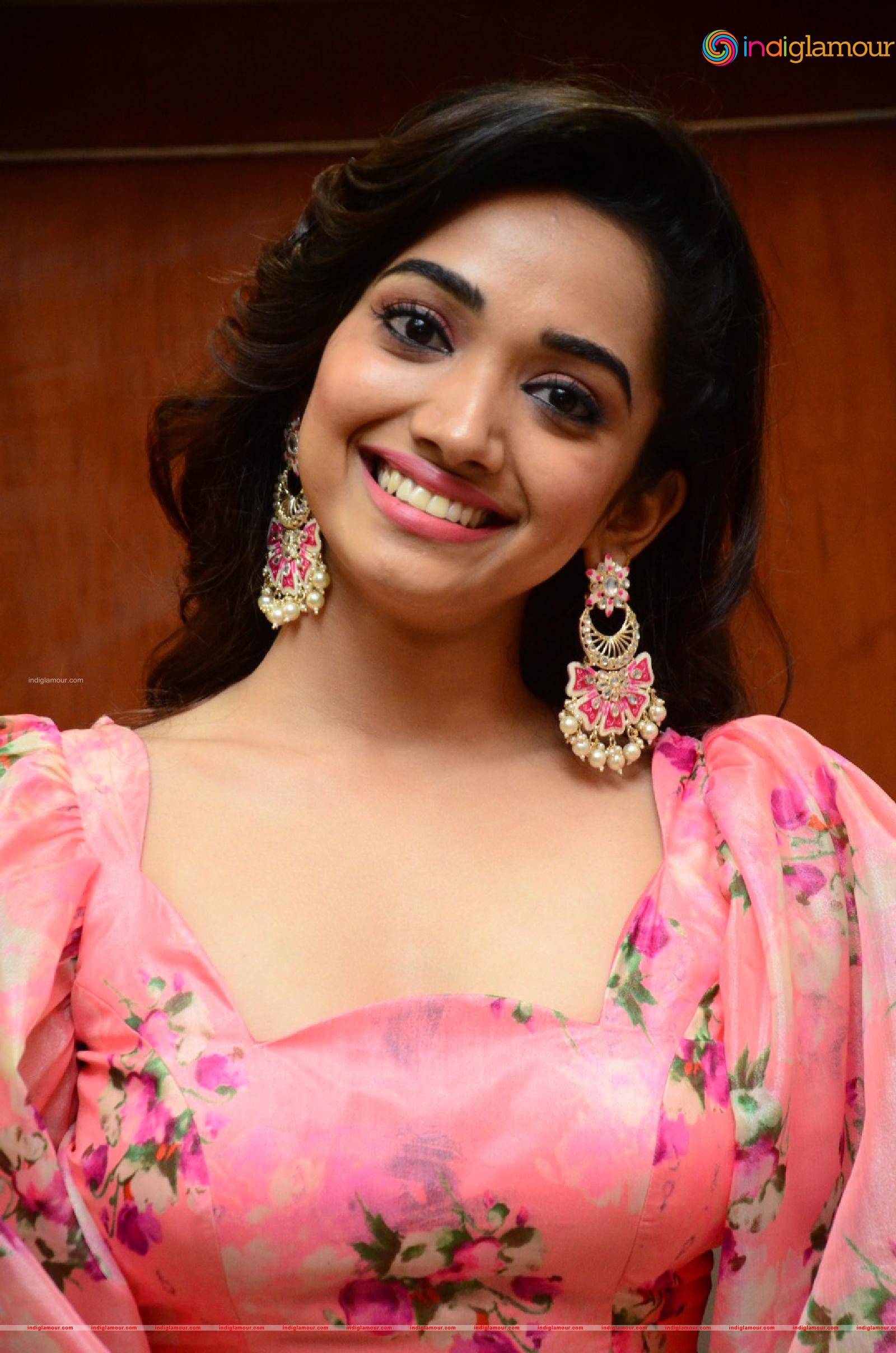 Saanve Megghana Actress hd photo