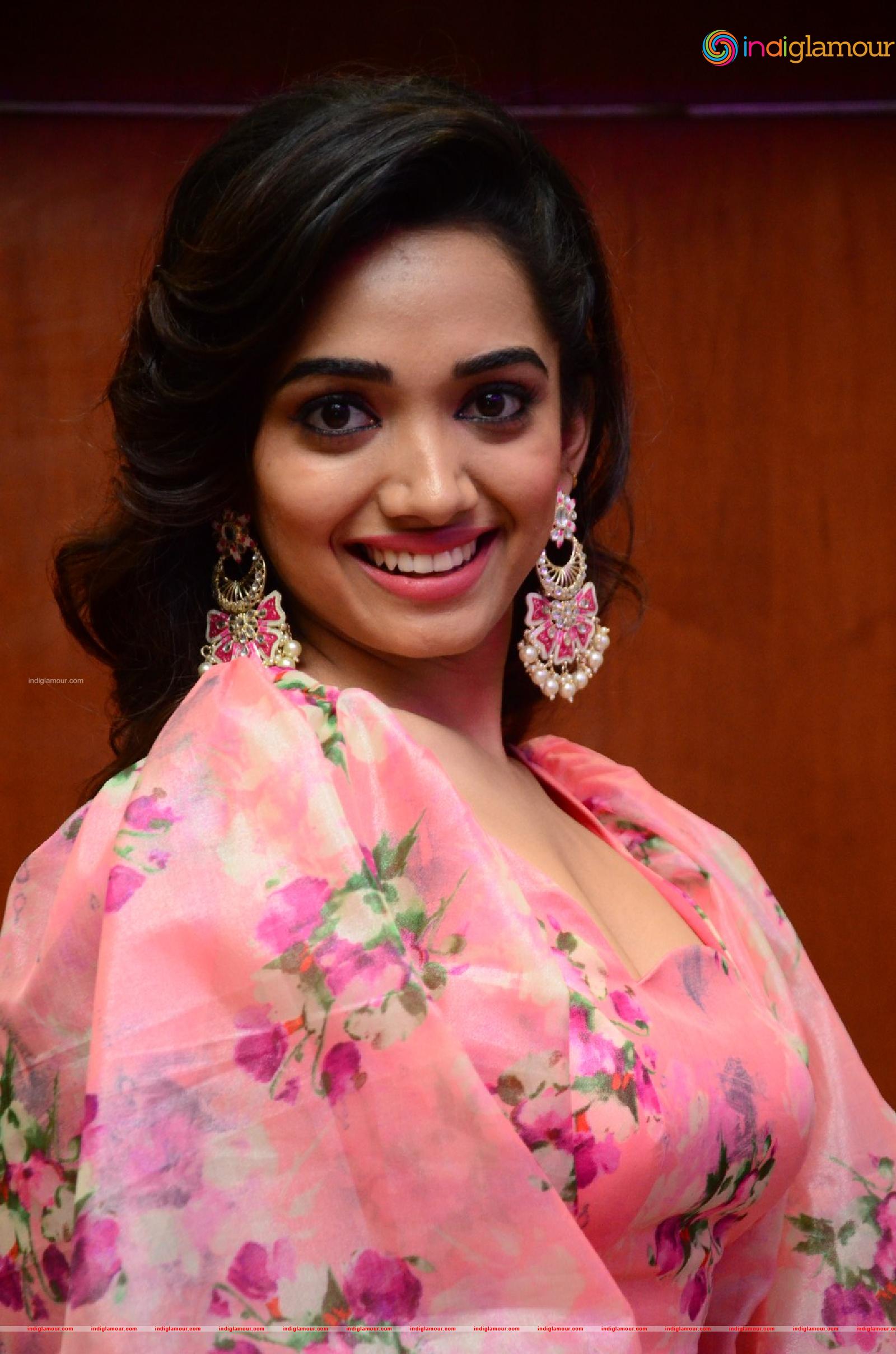 Saanve Megghana Actress hd photo
