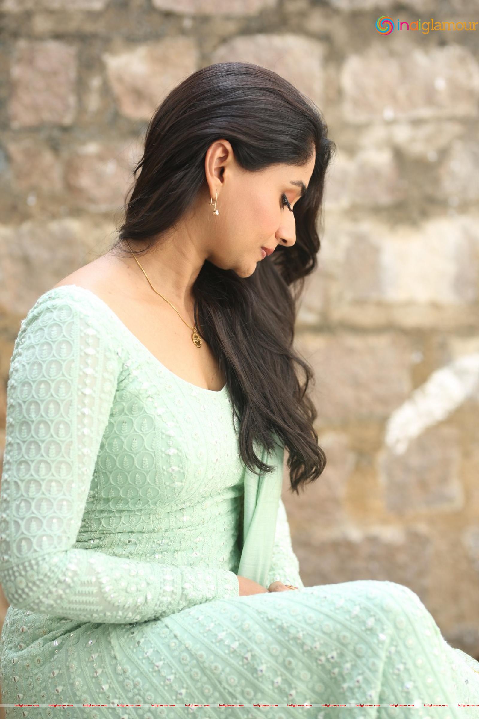 Sandhya Raju Actress hd photo