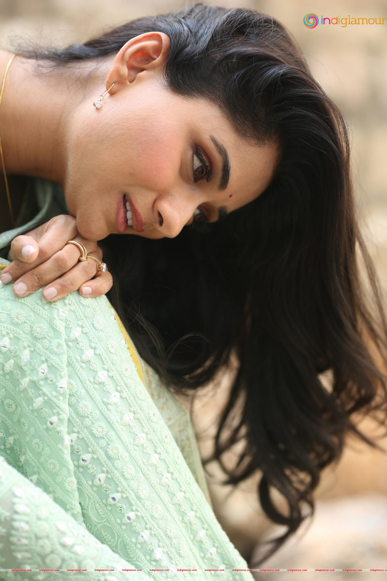 Sandhya Raju Actress hd photo