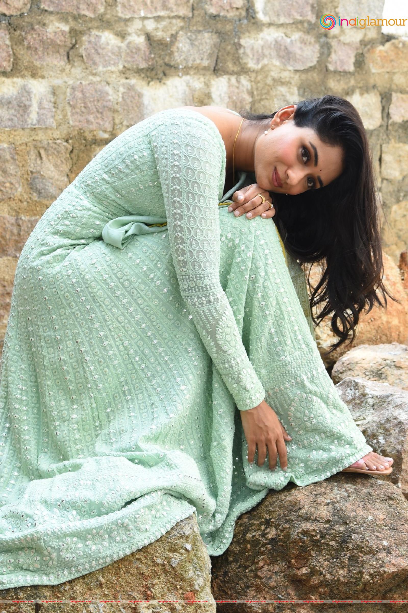 Sandhya Raju Actress hd photo