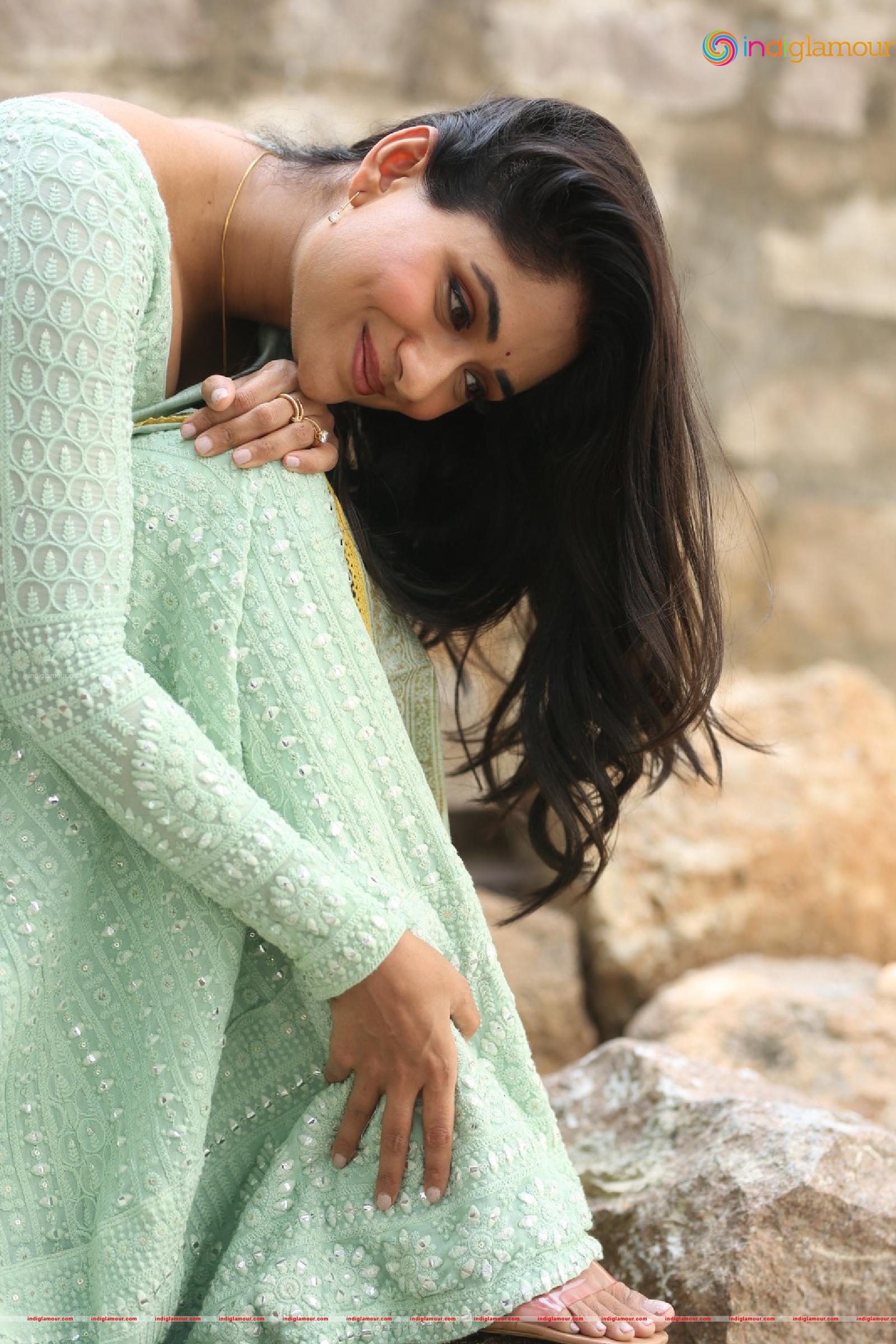 Sandhya Raju Actress hd photo