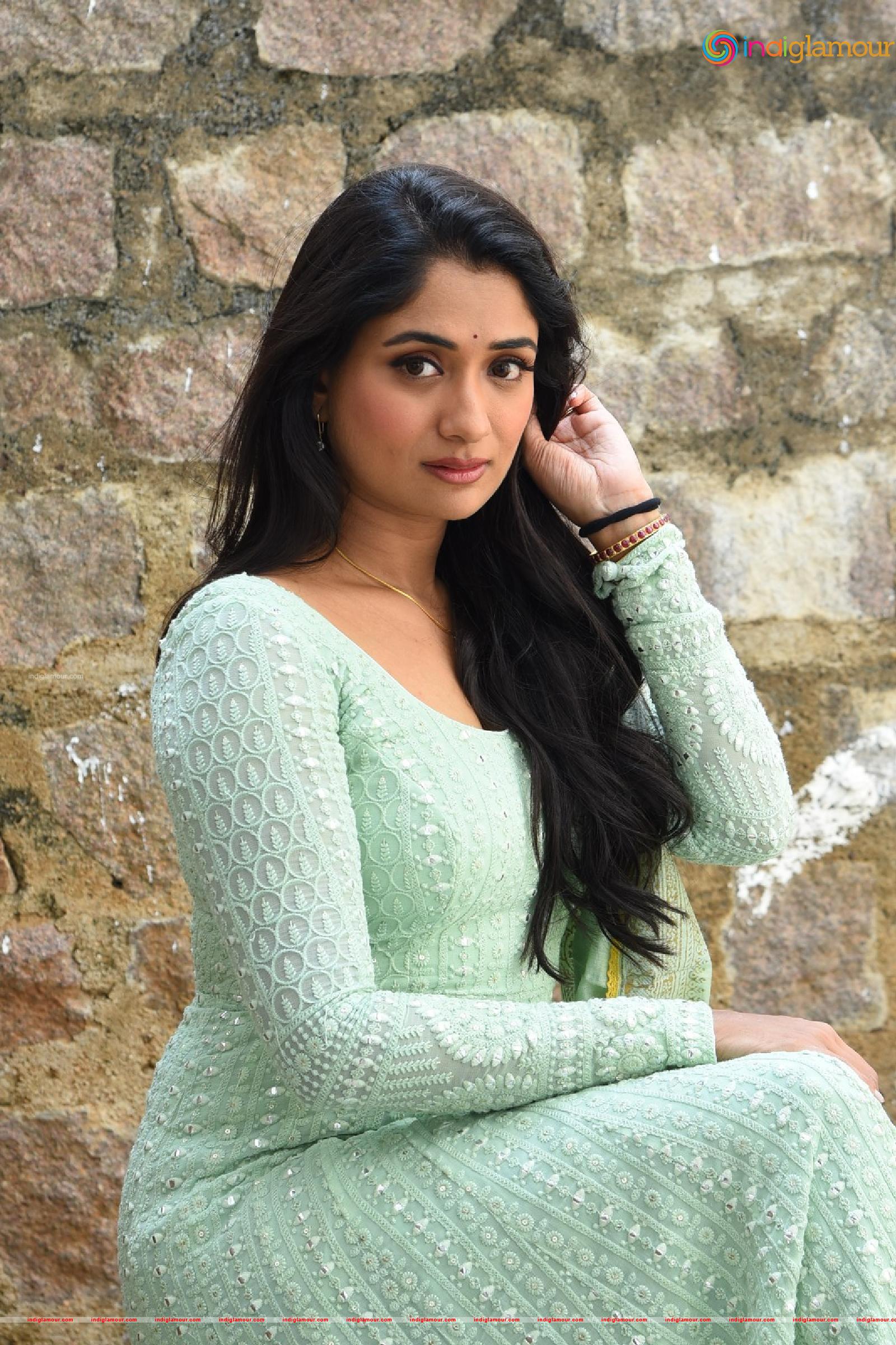 Sandhya Raju Actress hd photo