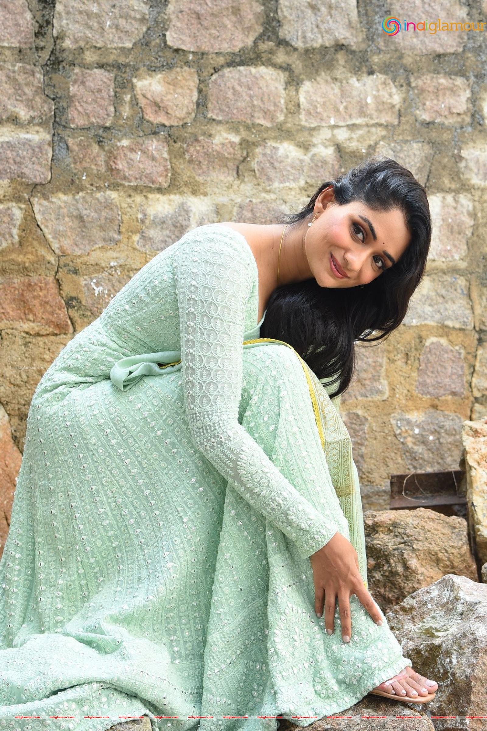 Sandhya Raju Actress hd photo