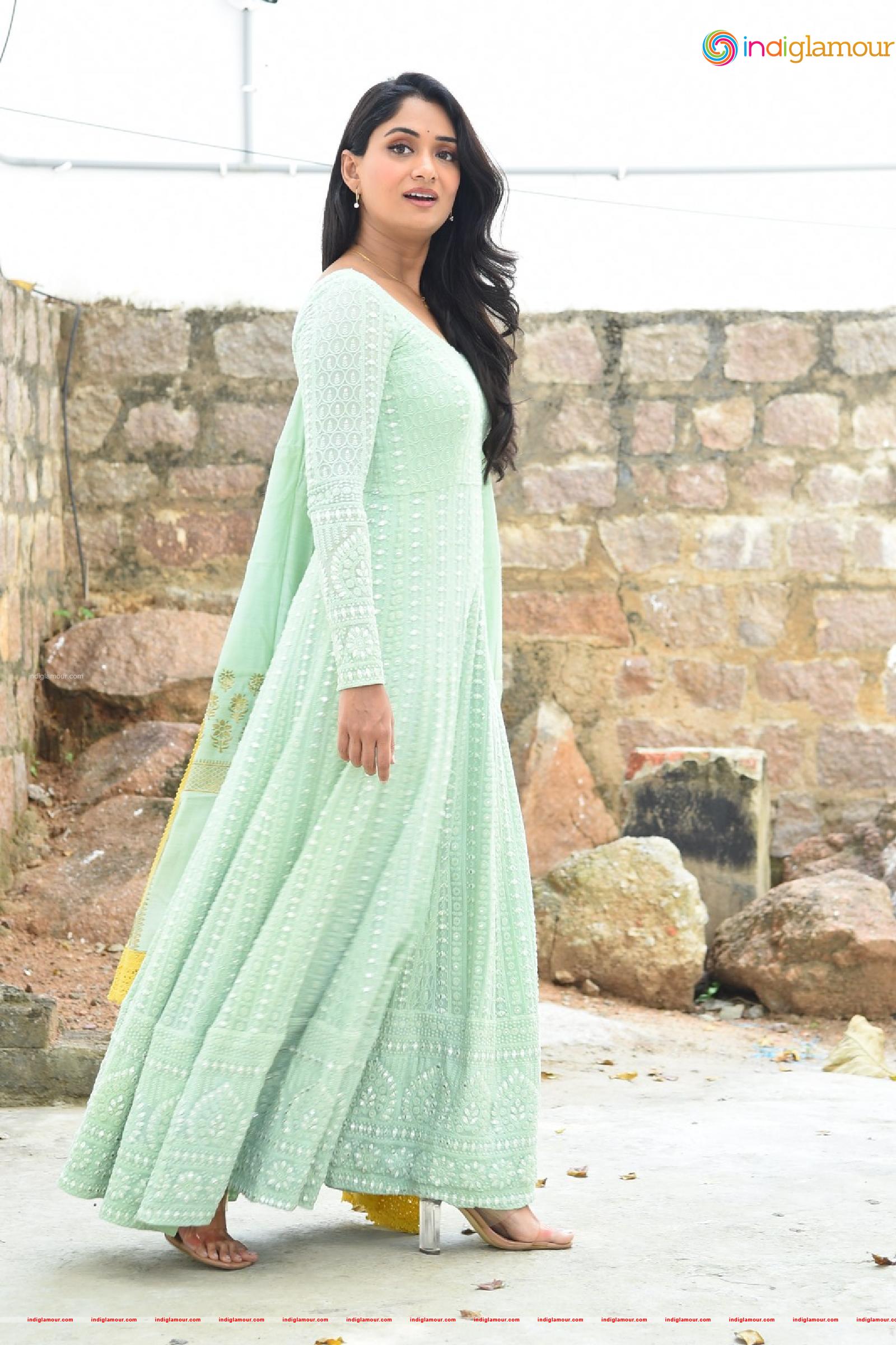 Sandhya Raju Actress hd photo
