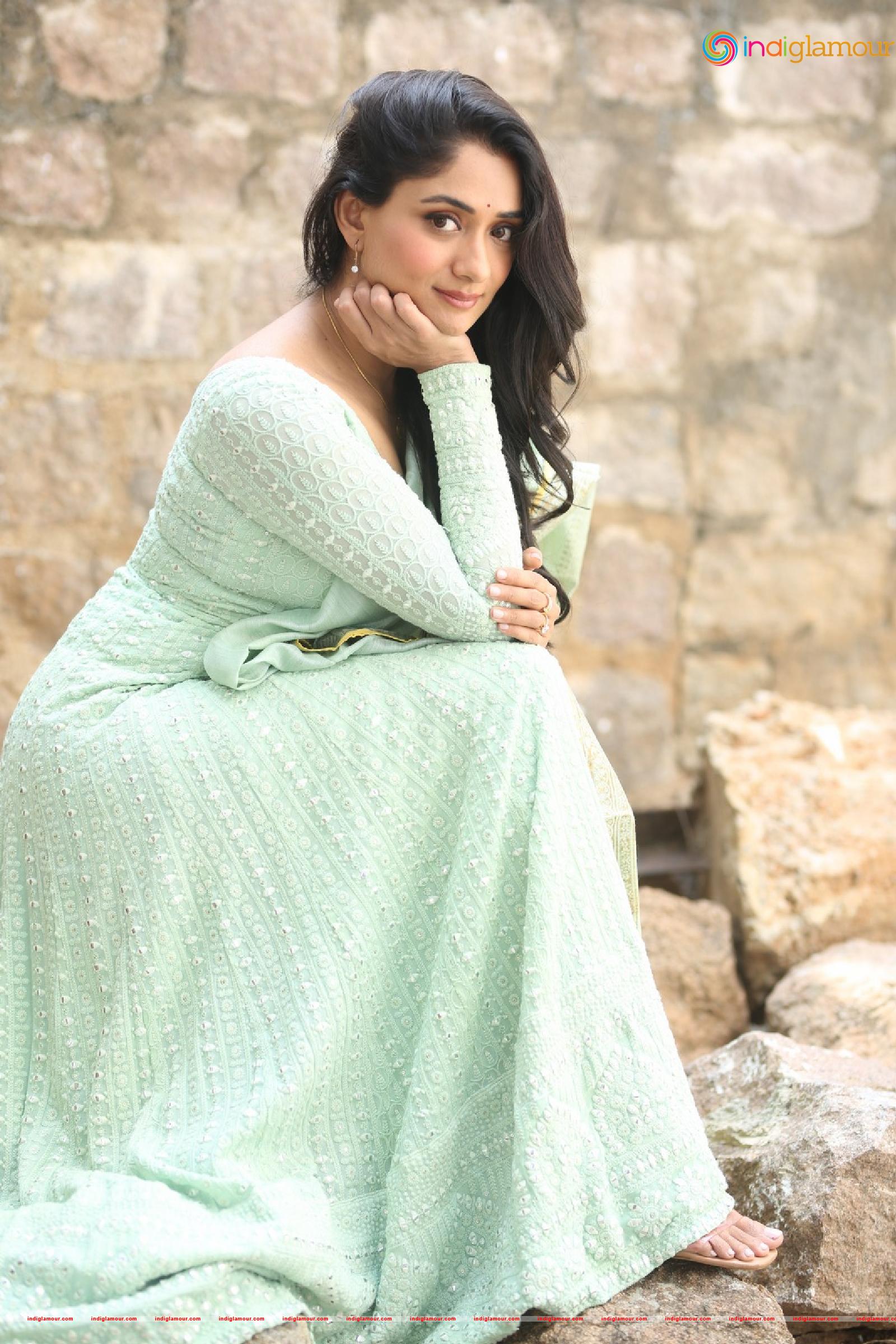 Sandhya Raju Actress hd photo