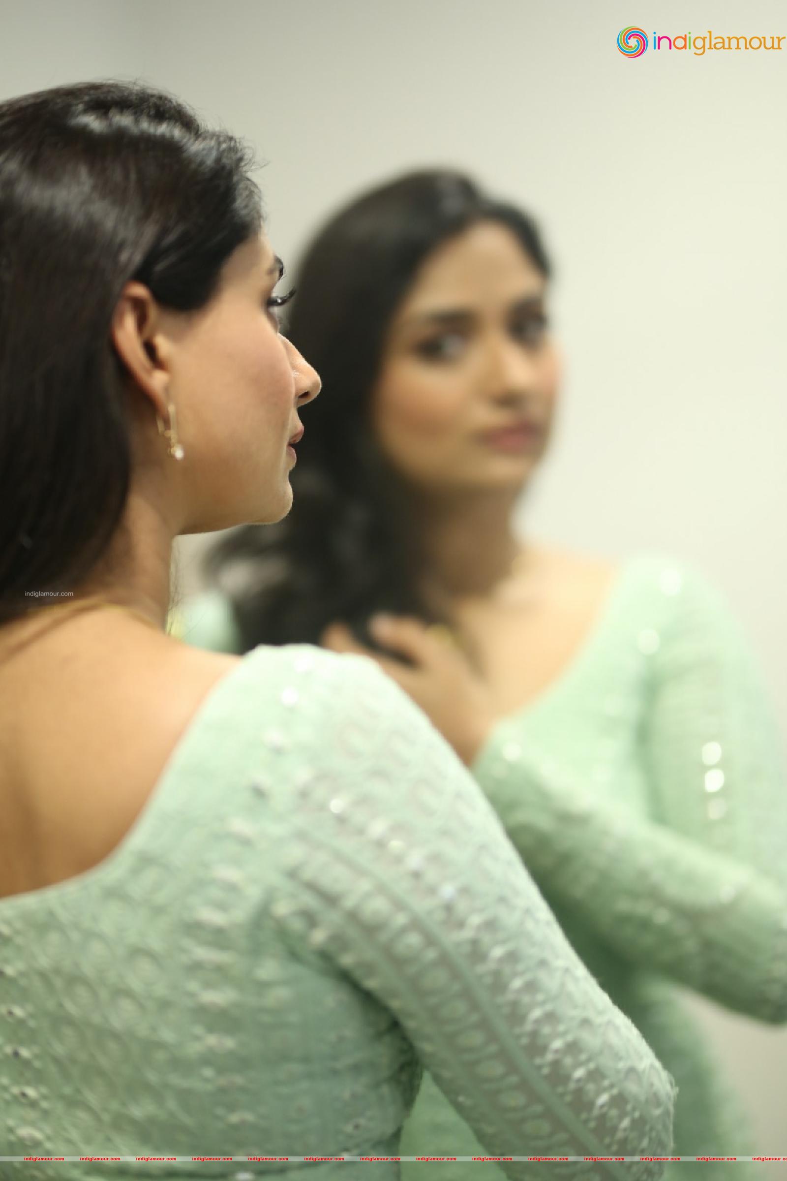 Sandhya Raju Actress hd photo