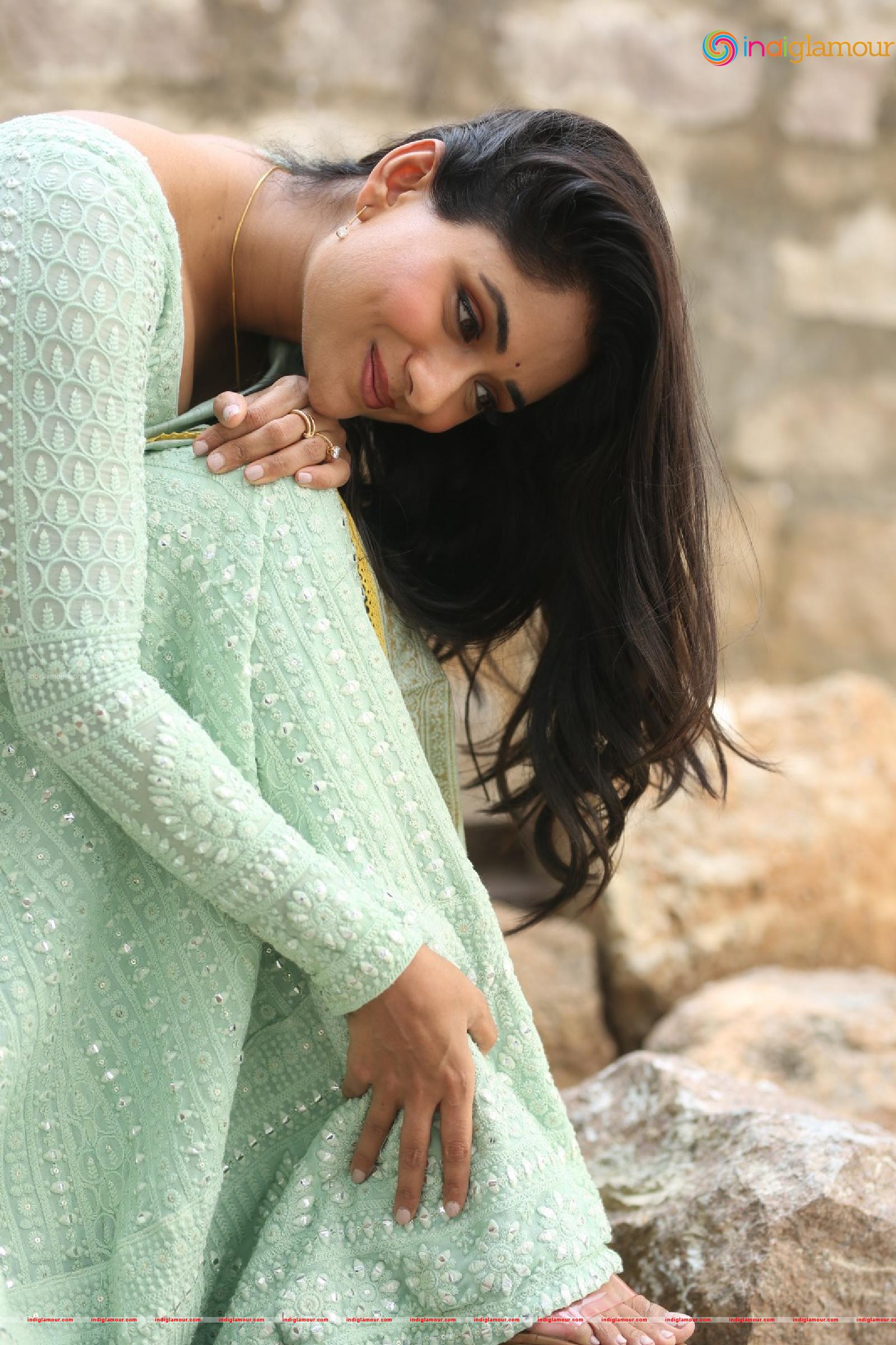 Sandhya Raju Actress hd photo