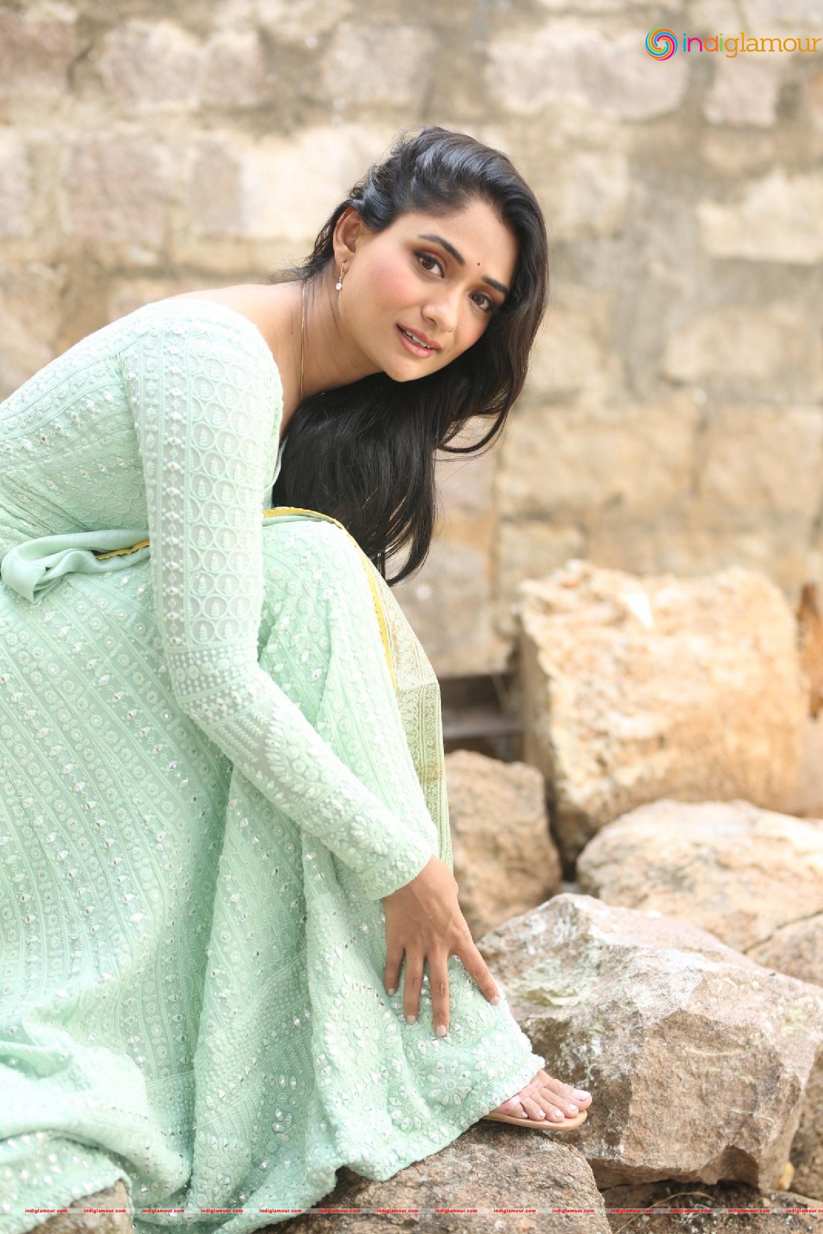 Sandhya Raju Actress hd photo