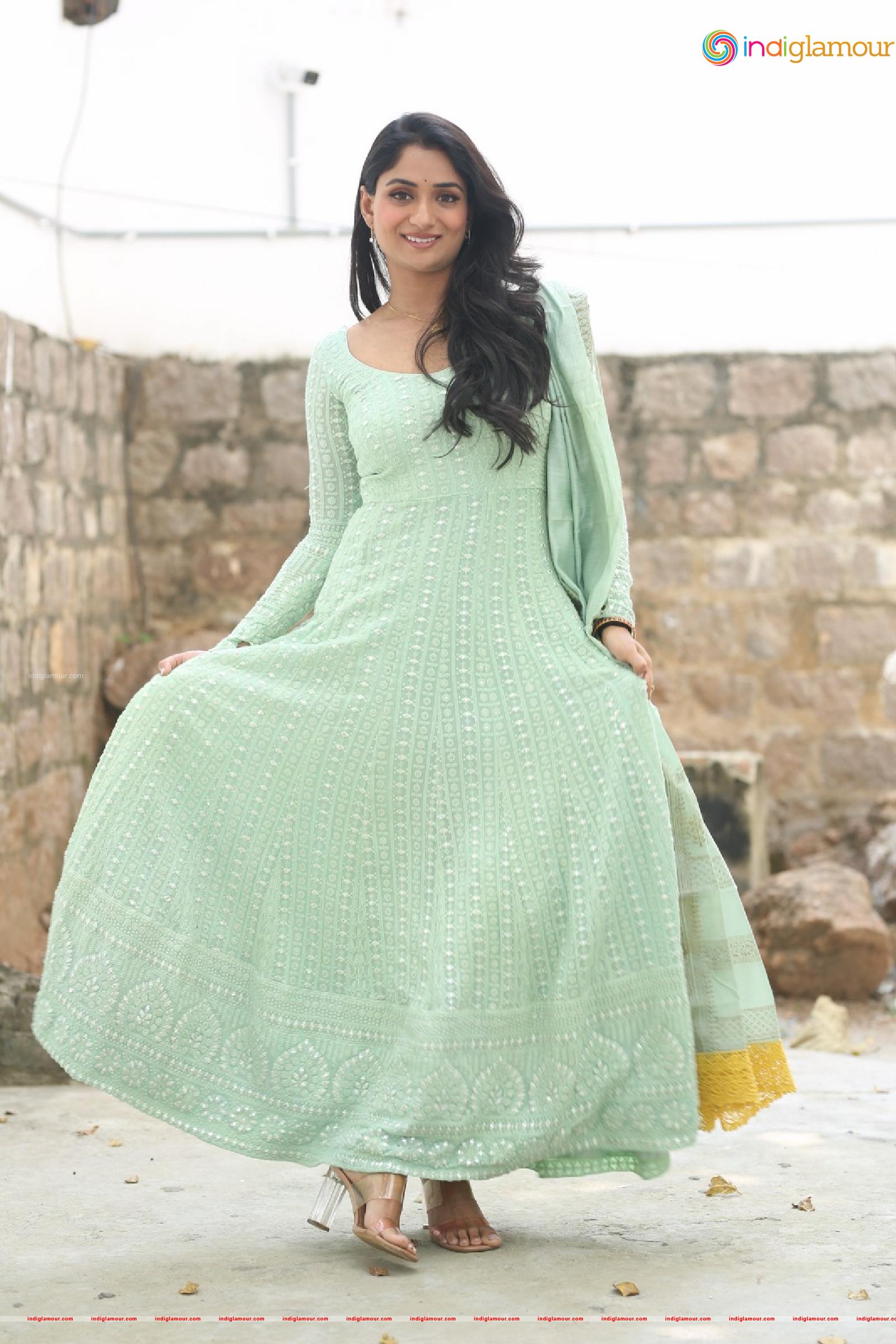 Sandhya Raju Actress hd photo