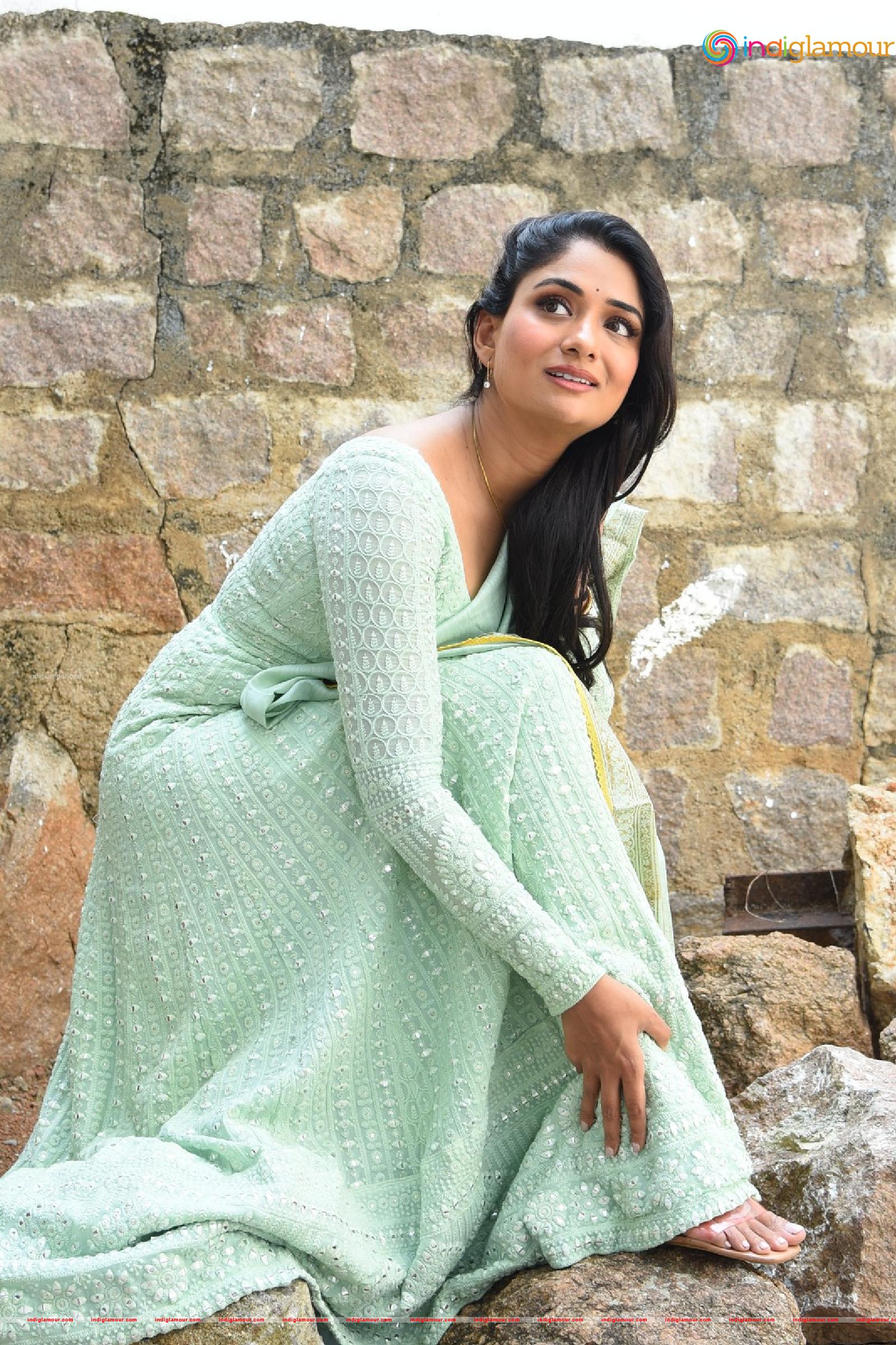 Sandhya Raju Actress hd photo