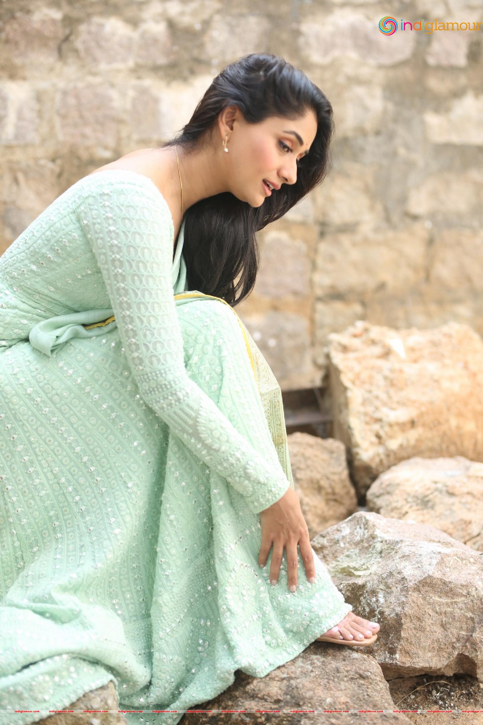 Sandhya Raju Actress hd photo
