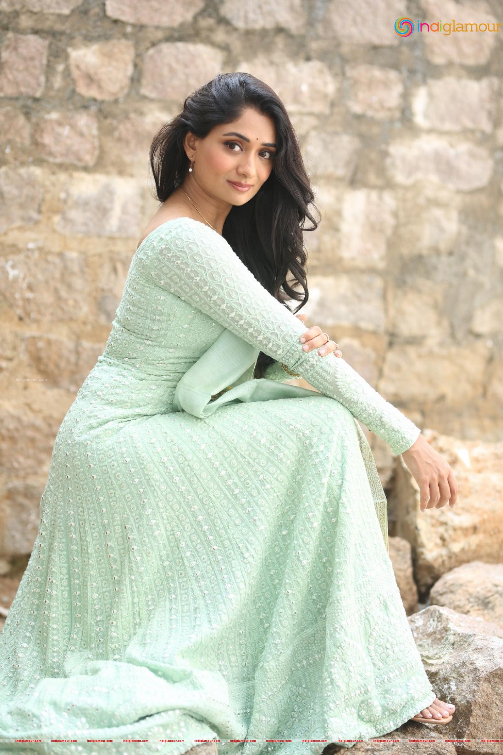 Sandhya Raju Actress hd photo