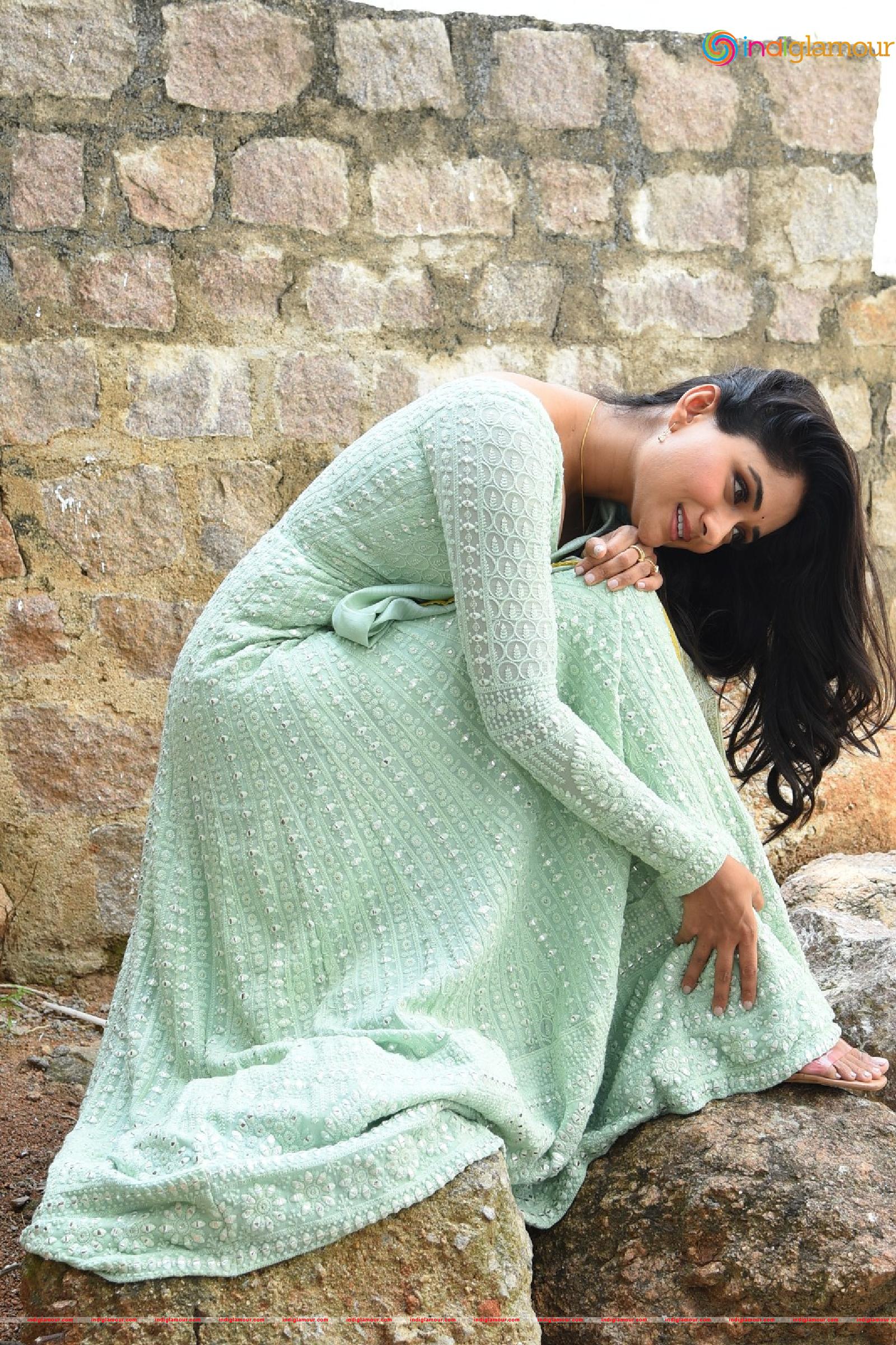 Sandhya Raju Actress hd photo