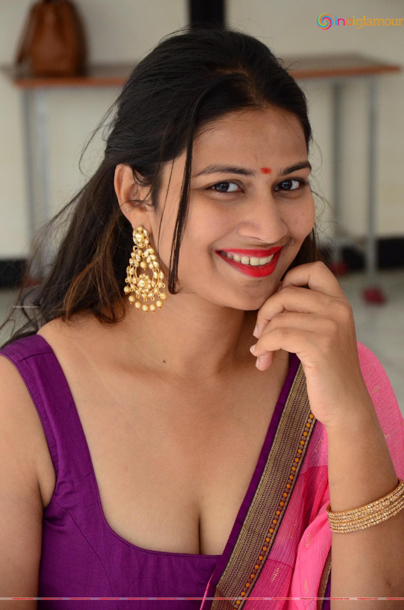 Inaya Sultana Actress hd photo