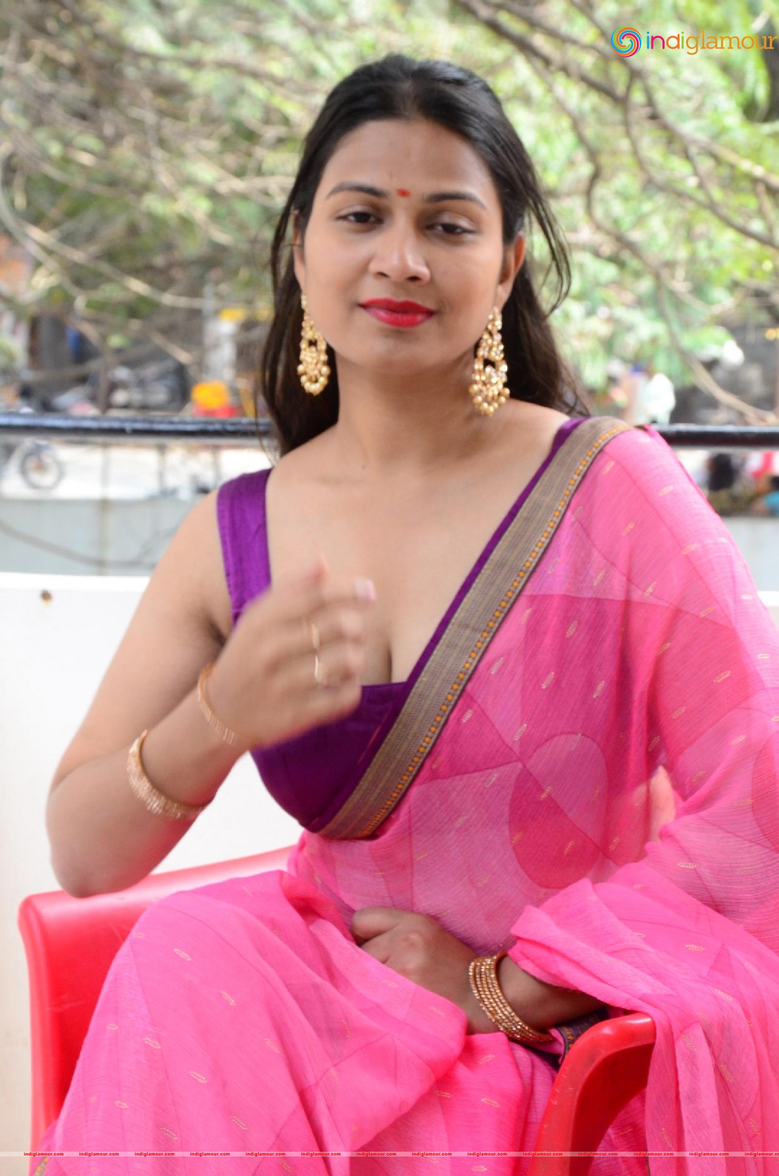 Inaya Sultana Actress hd photo