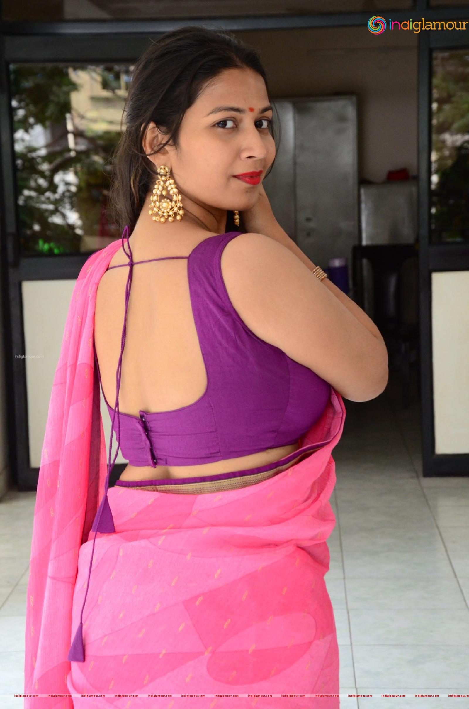 Inaya Sultana Actress hd photo