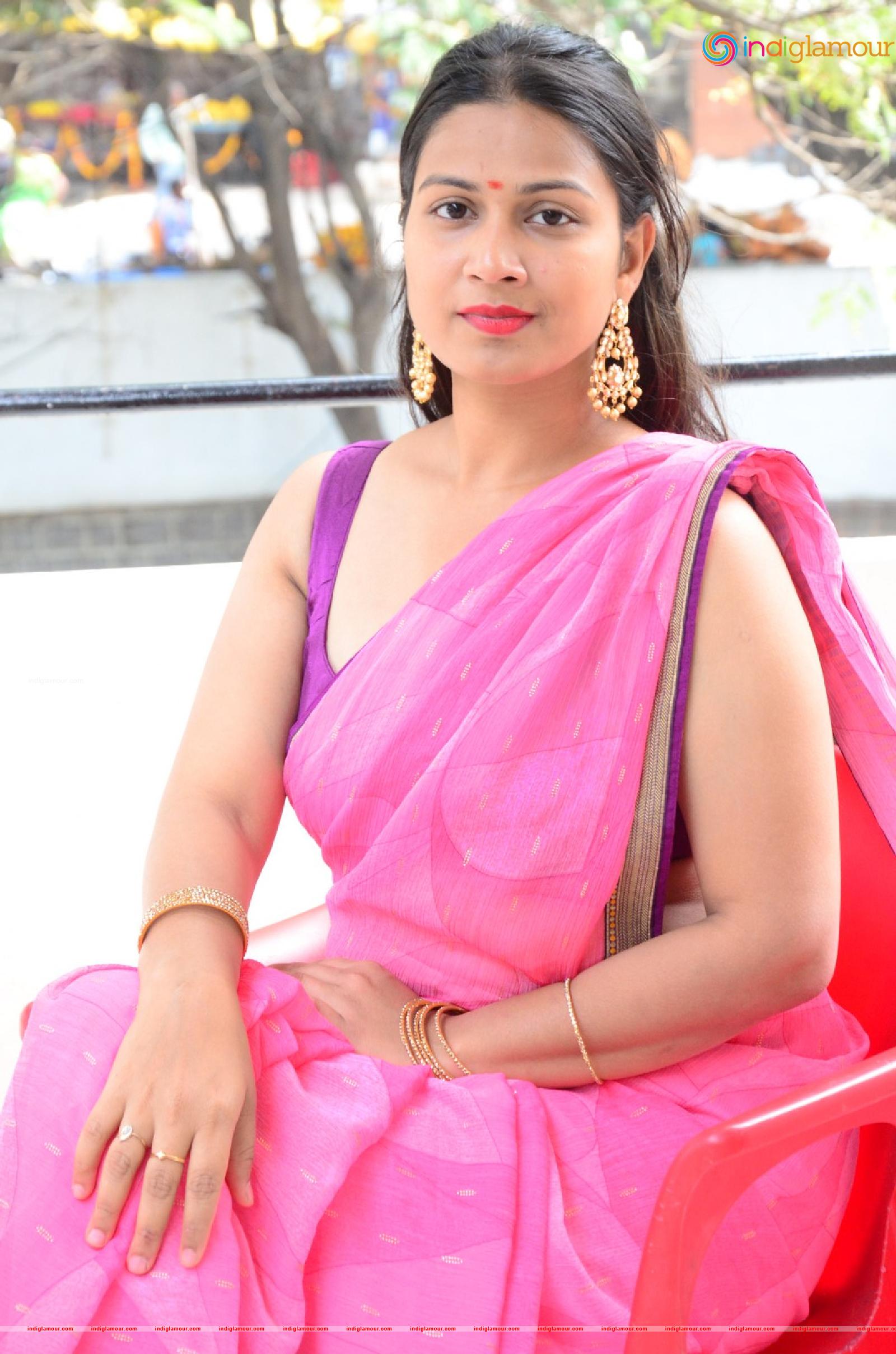 Inaya Sultana Actress hd photo