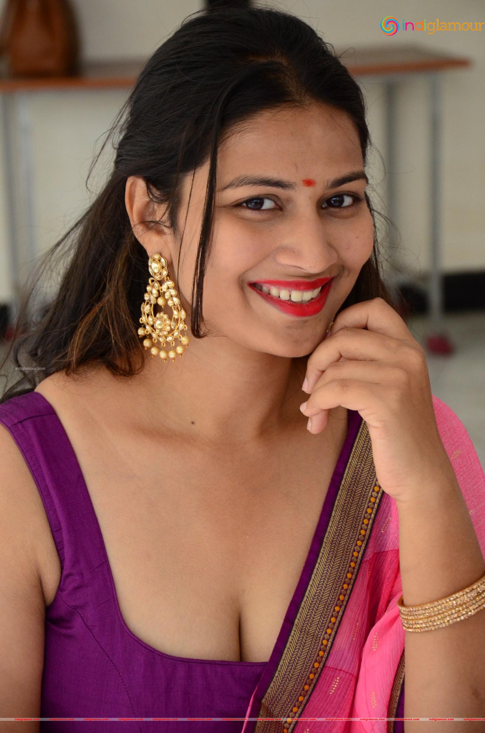 Inaya Sultana Actress hd photo