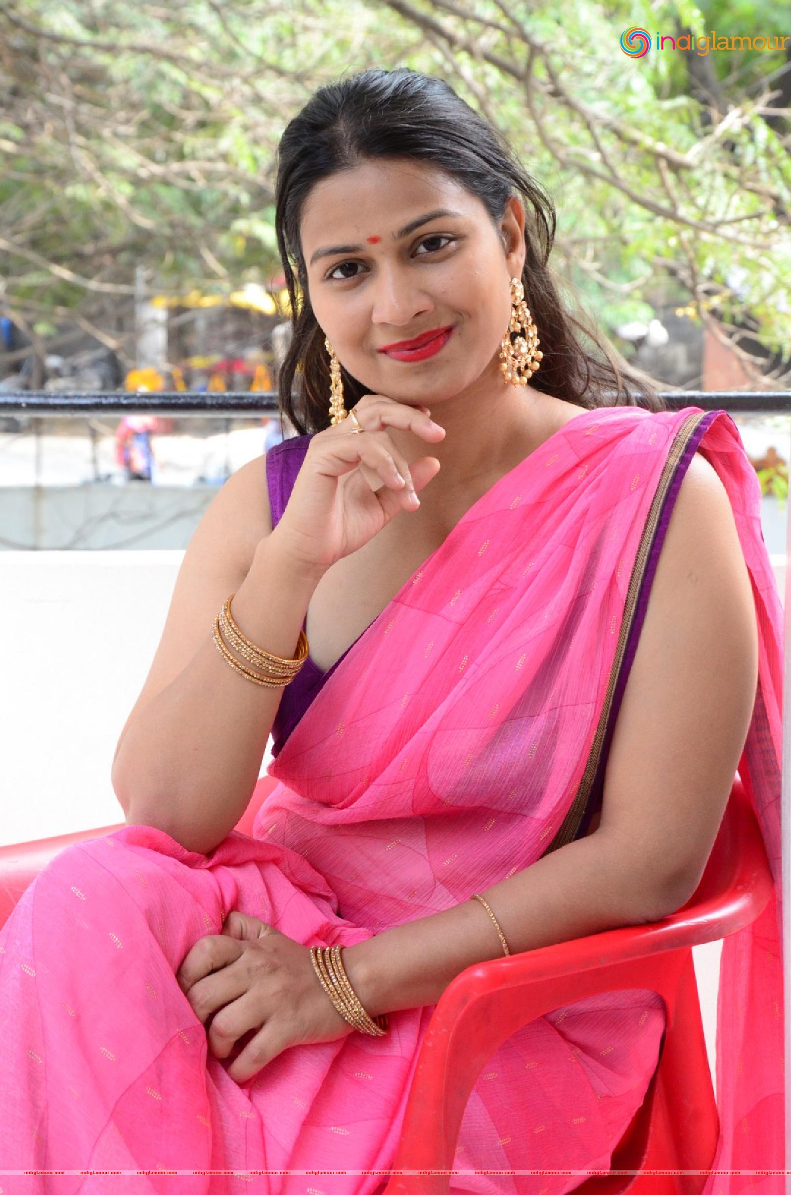 Inaya Sultana Actress hd photo