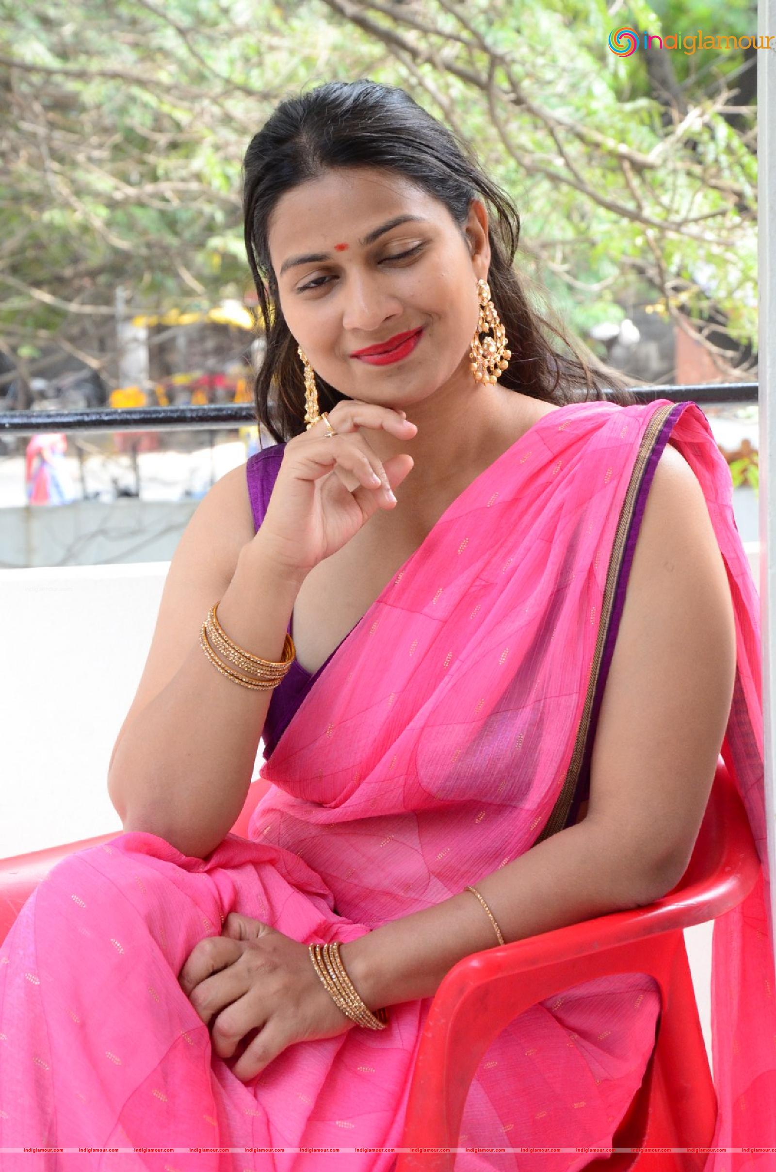 Inaya Sultana Actress hd photo
