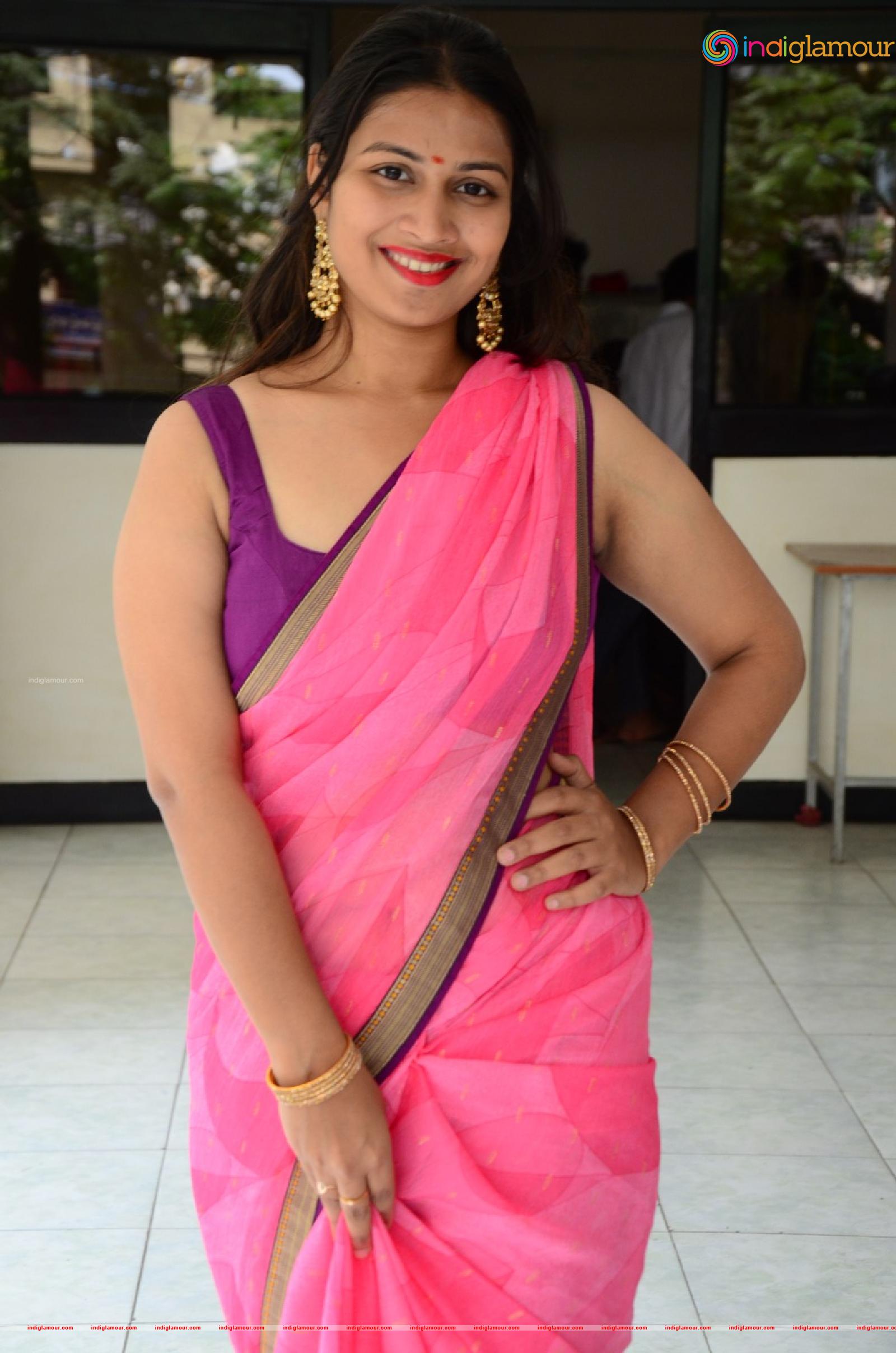 Inaya Sultana Actress hd photo