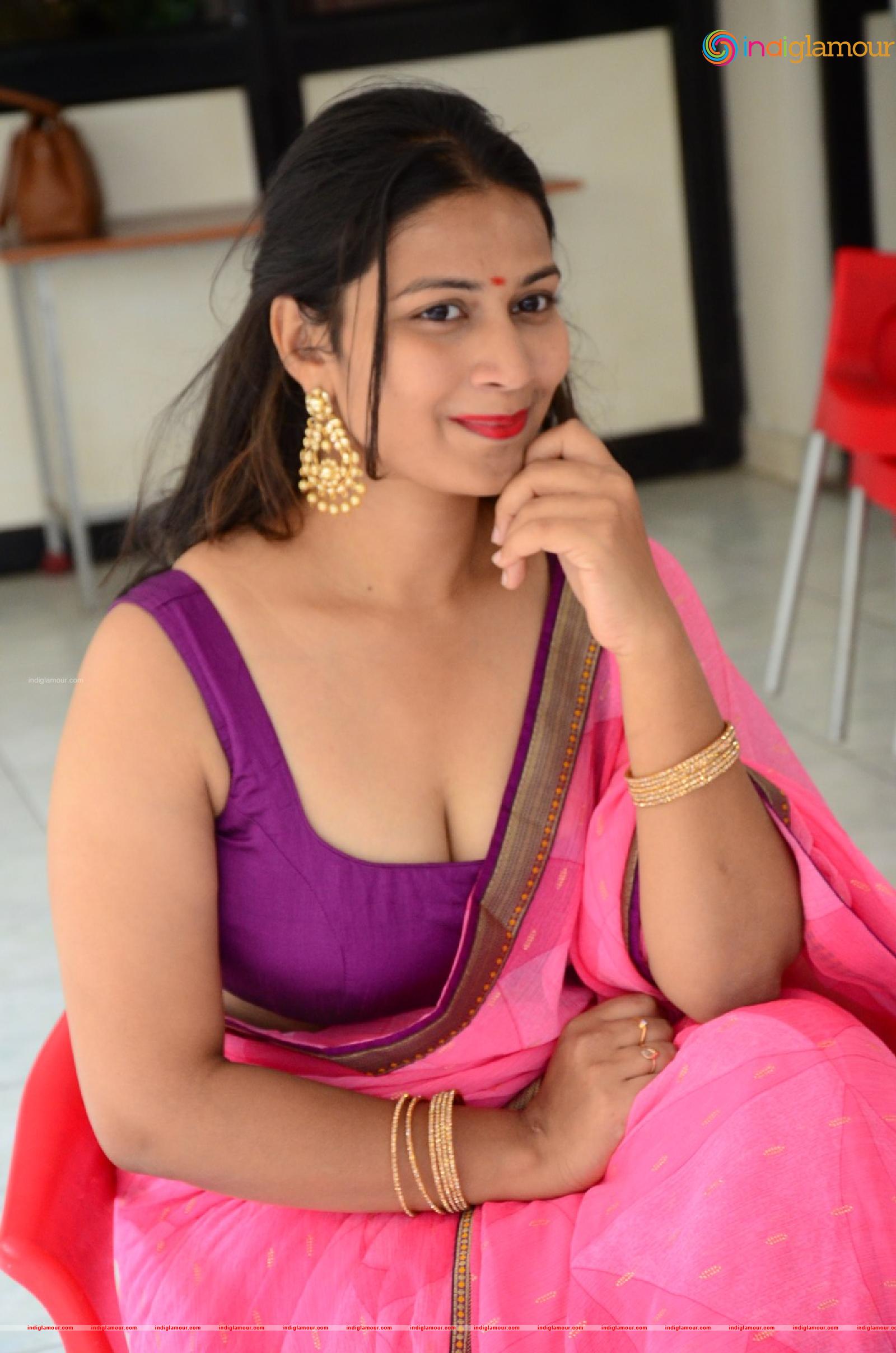 Inaya Sultana Actress hd photo
