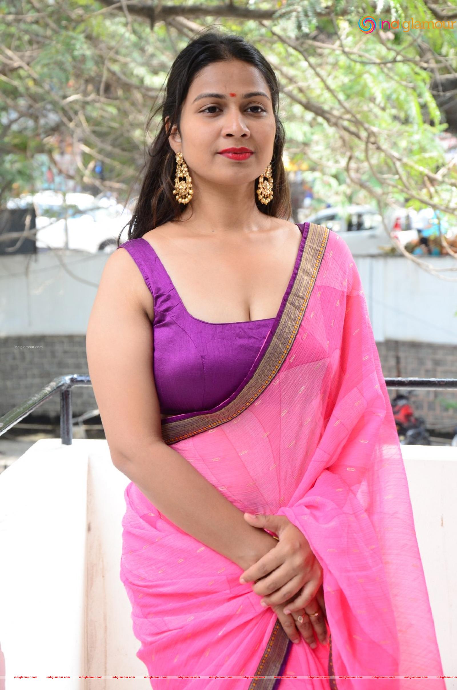 Inaya Sultana Actress hd photo