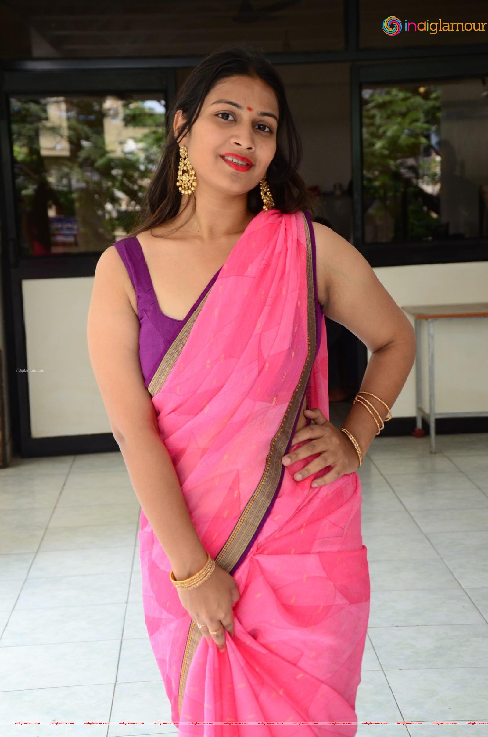 Inaya Sultana Actress hd photo