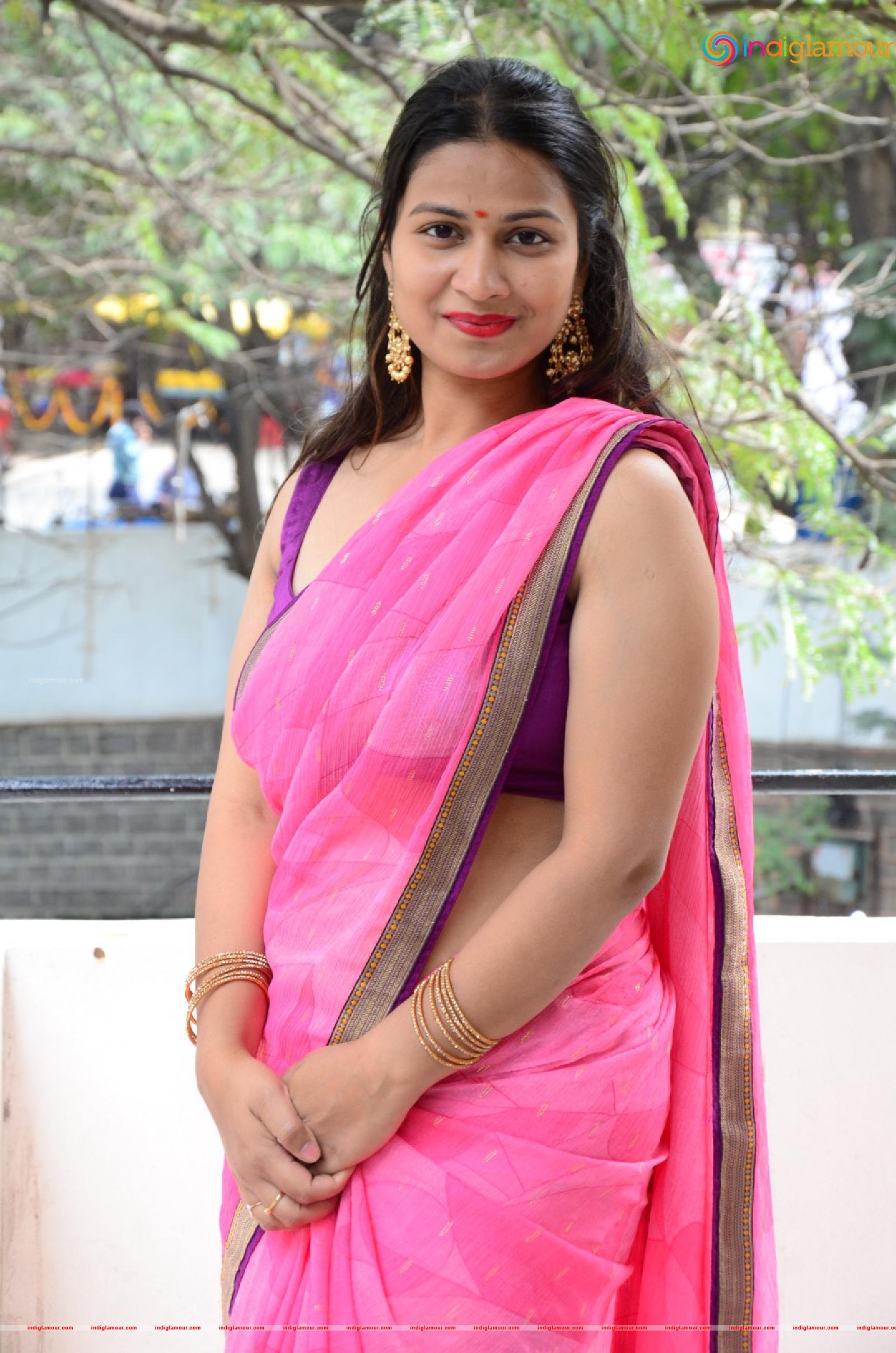 Inaya Sultana Actress hd photo