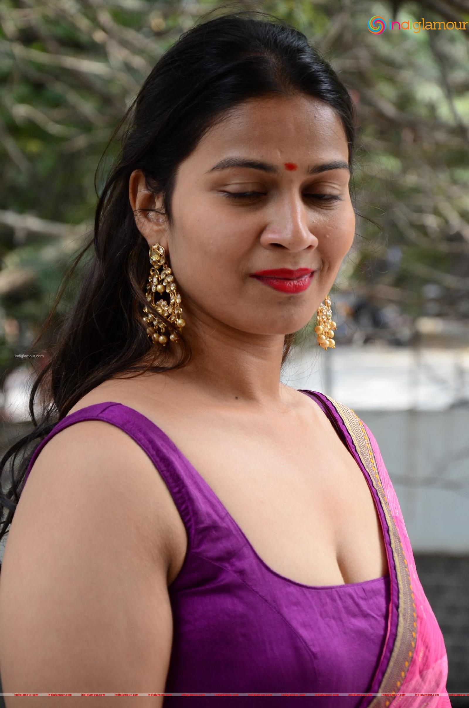 Inaya Sultana Actress hd photo