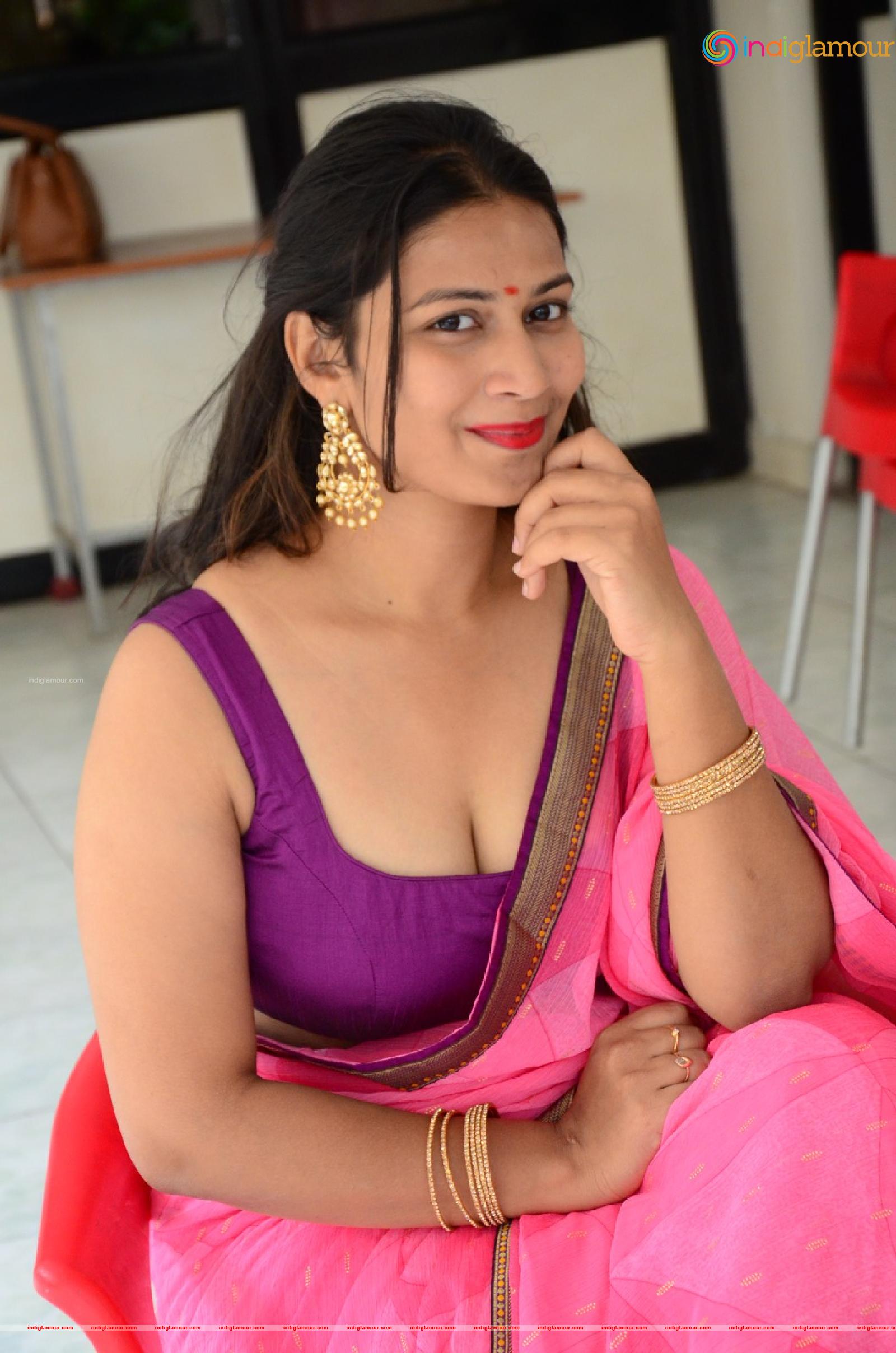 Inaya Sultana Actress hd photo