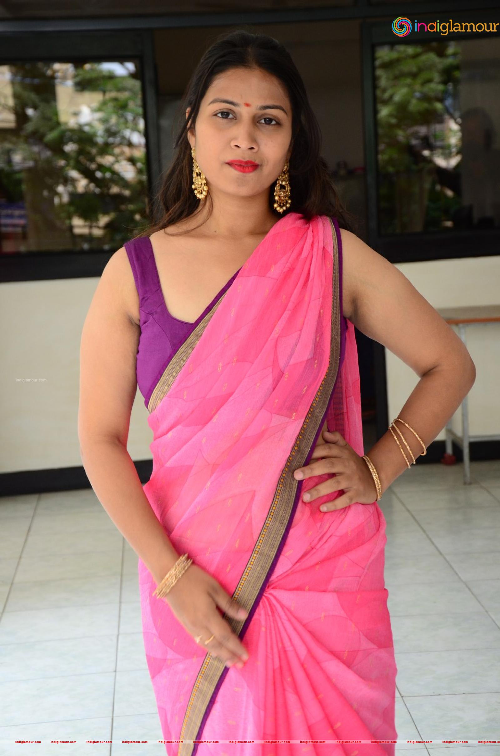 Inaya Sultana Actress hd photo